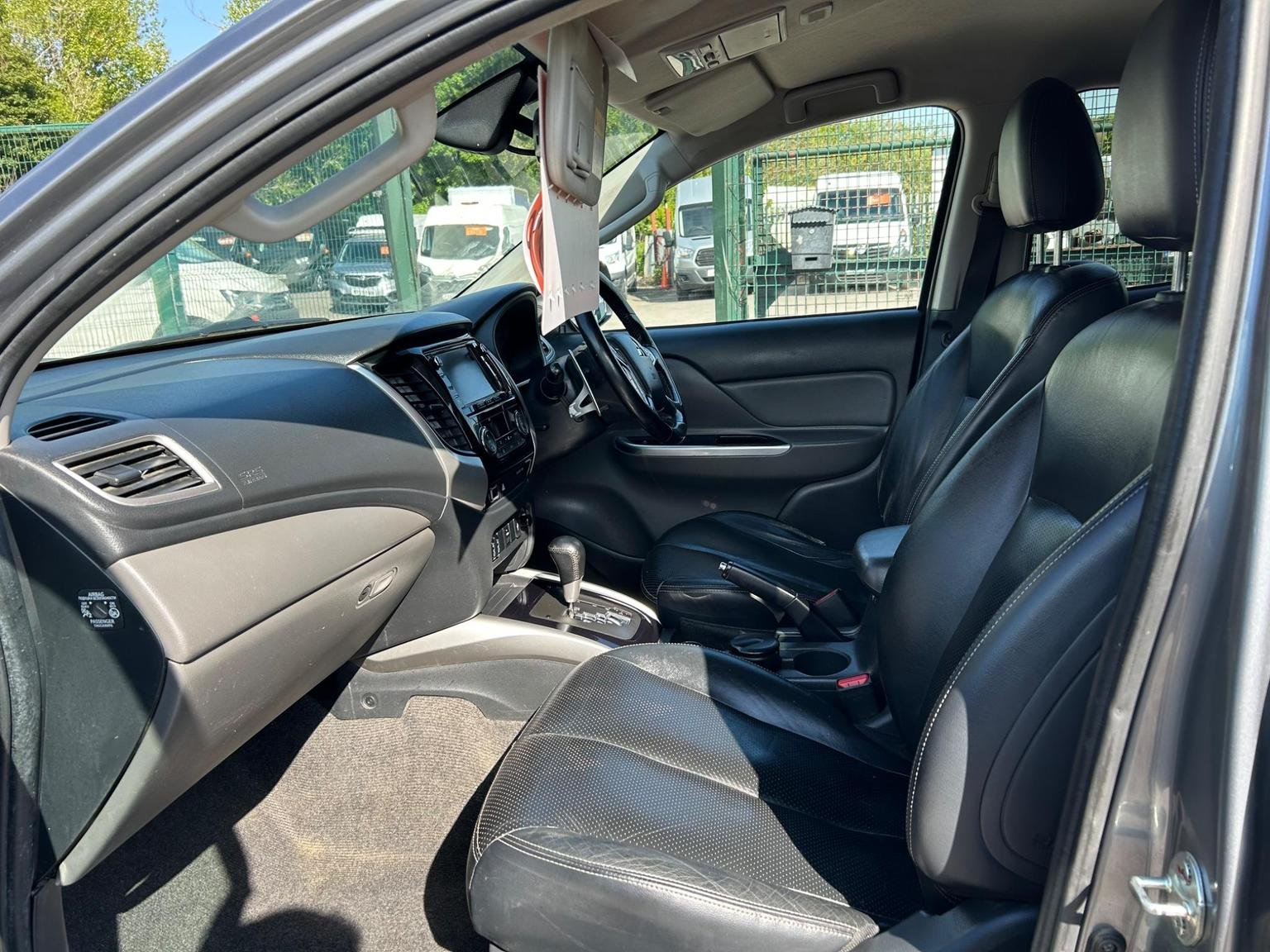 Mitsubishi L200