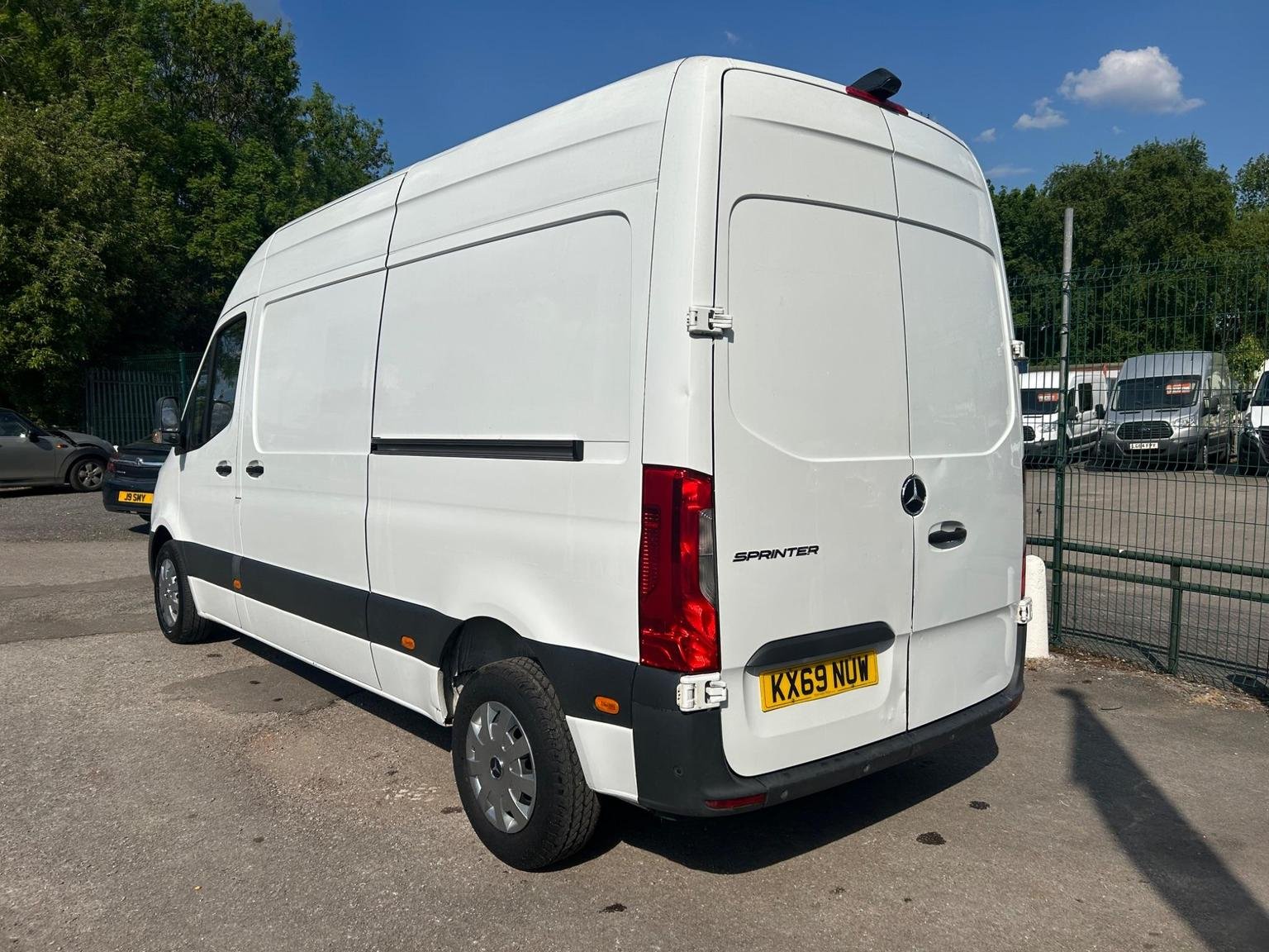 Mercedes Benz Sprinter