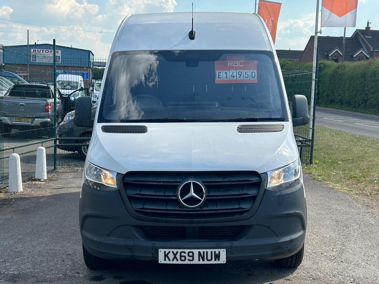Mercedes Benz Sprinter