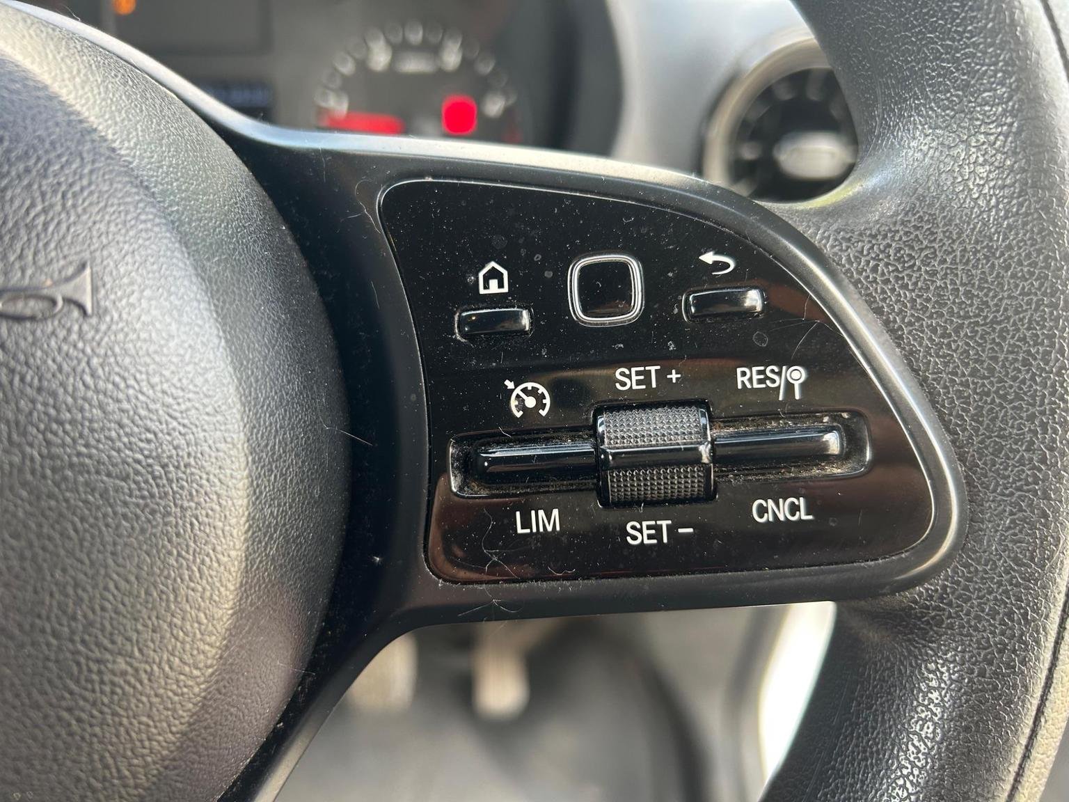 Mercedes Benz Sprinter