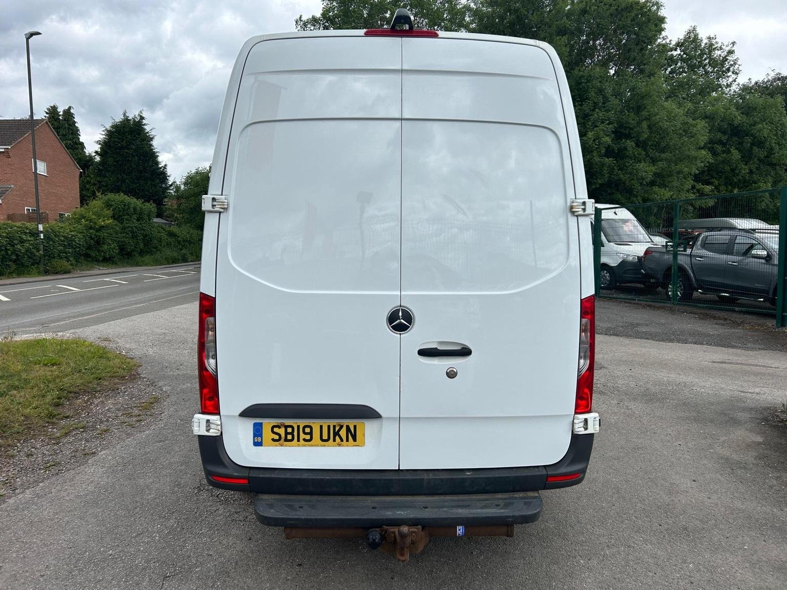 Mercedes Benz Sprinter
