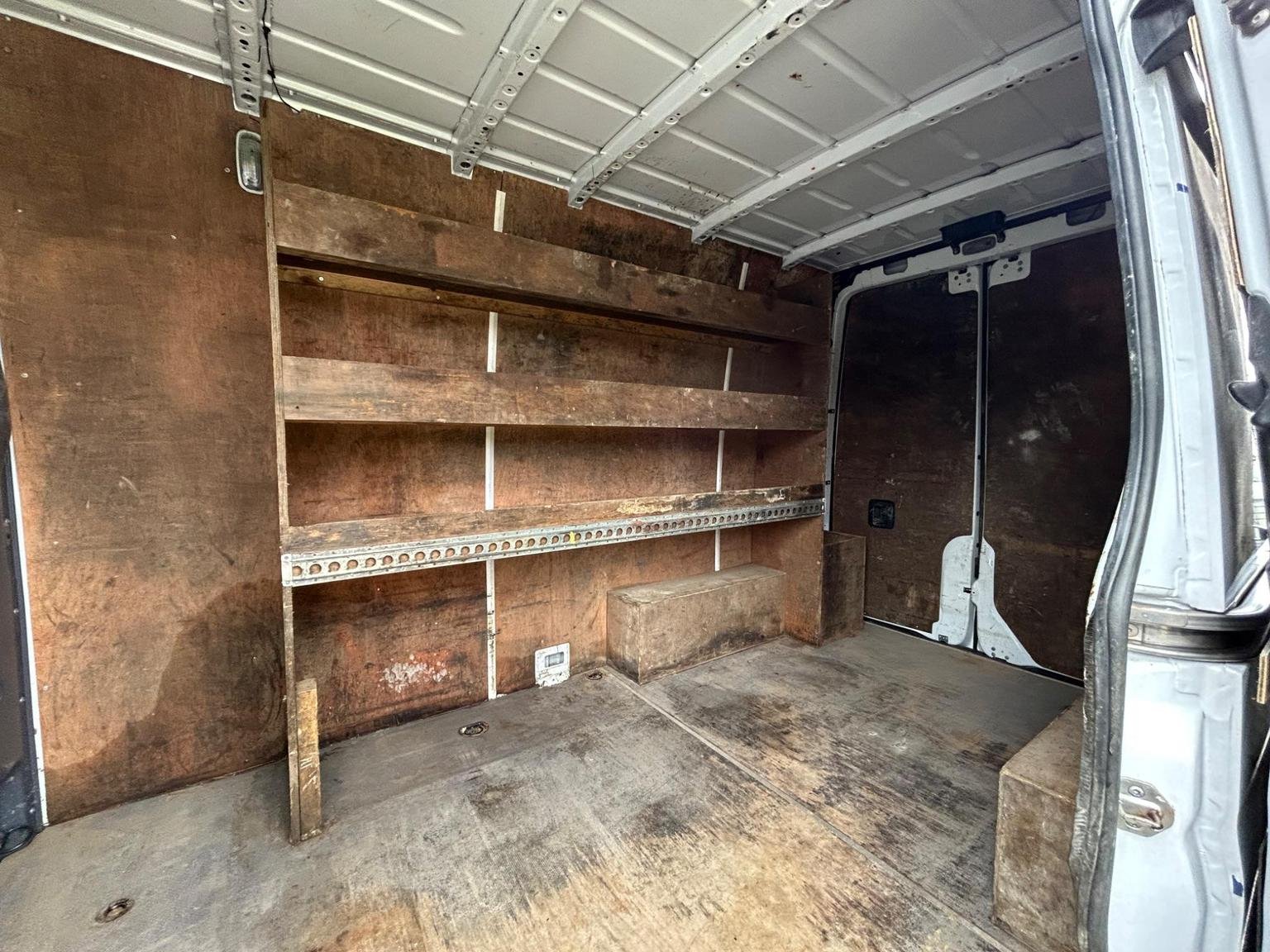 Mercedes Benz Sprinter