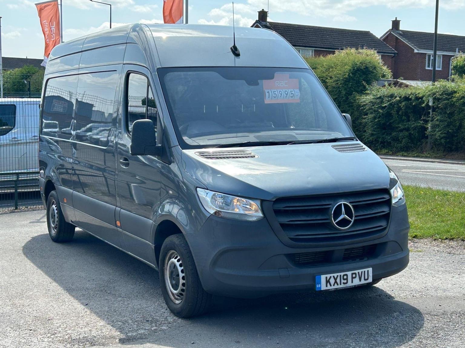 Mercedes Benz Sprinter