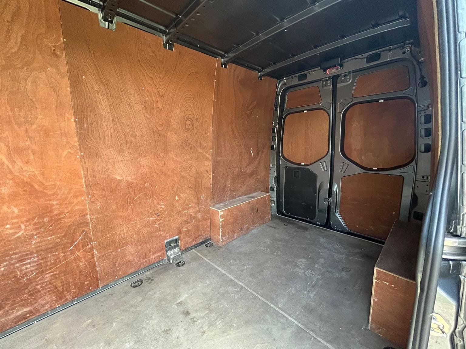 Mercedes Benz Sprinter