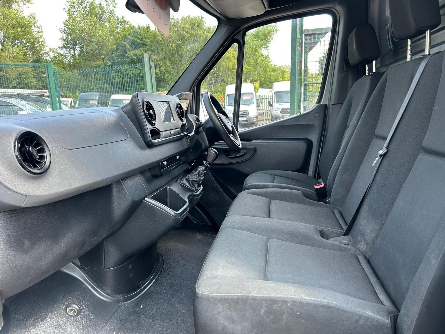Mercedes Benz Sprinter