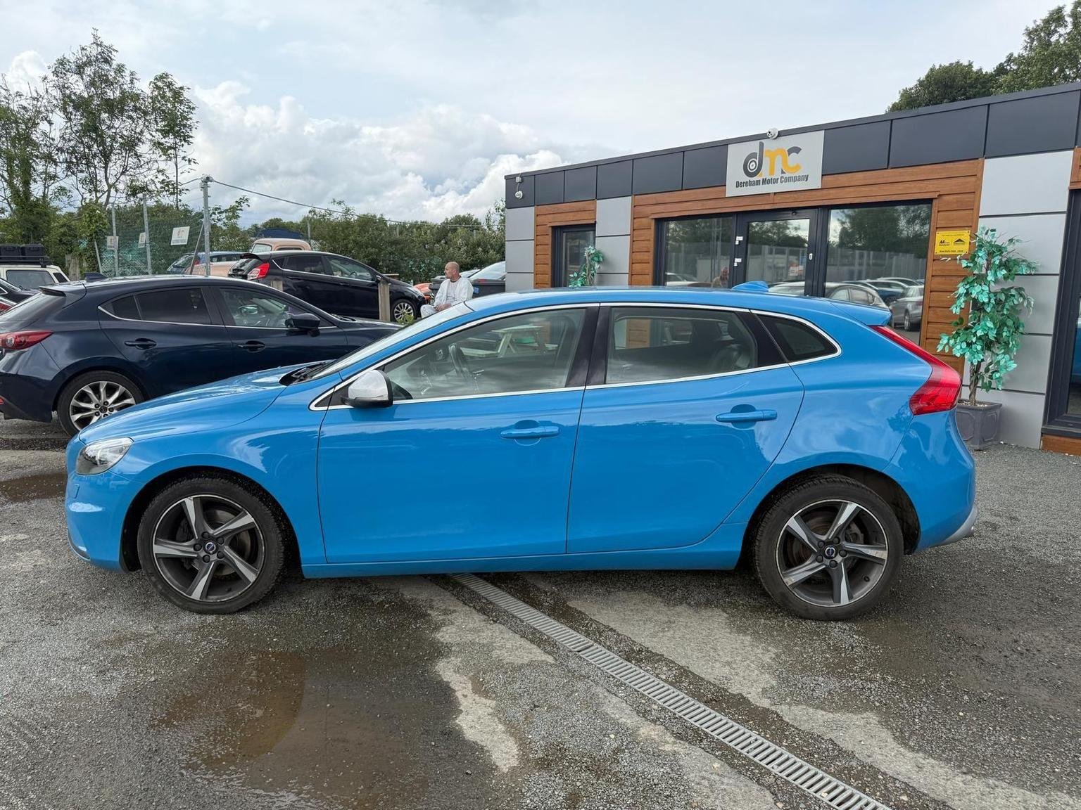Volvo V40