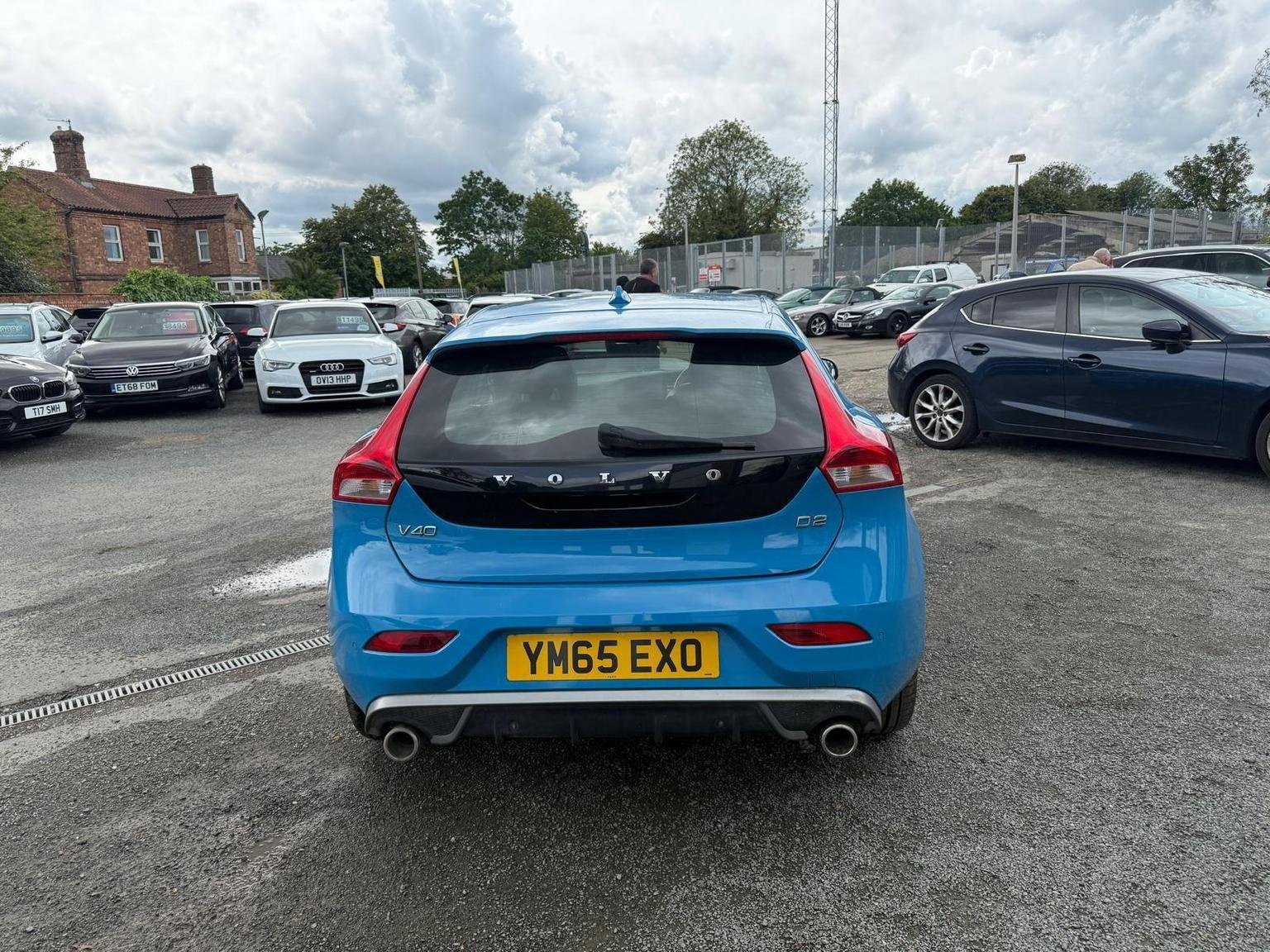 Volvo V40