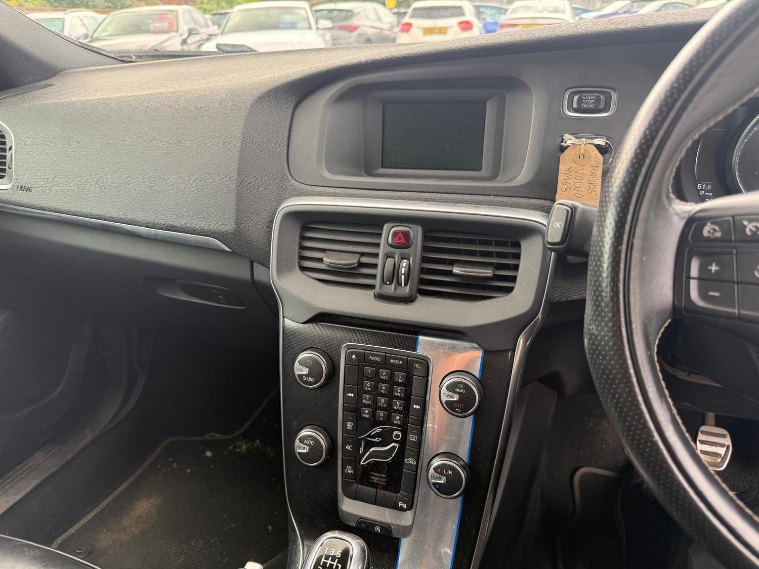 Volvo V40