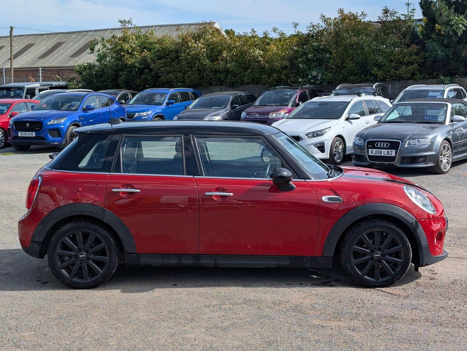 MINI Hatch