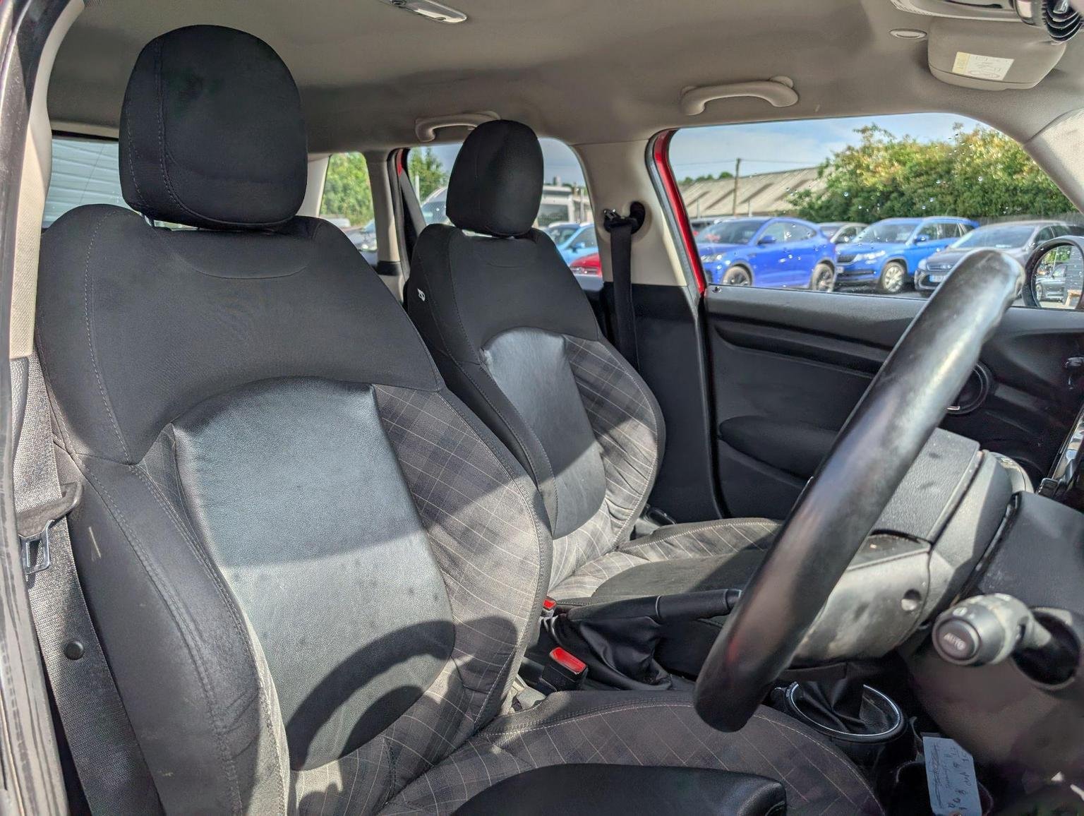 MINI Hatch