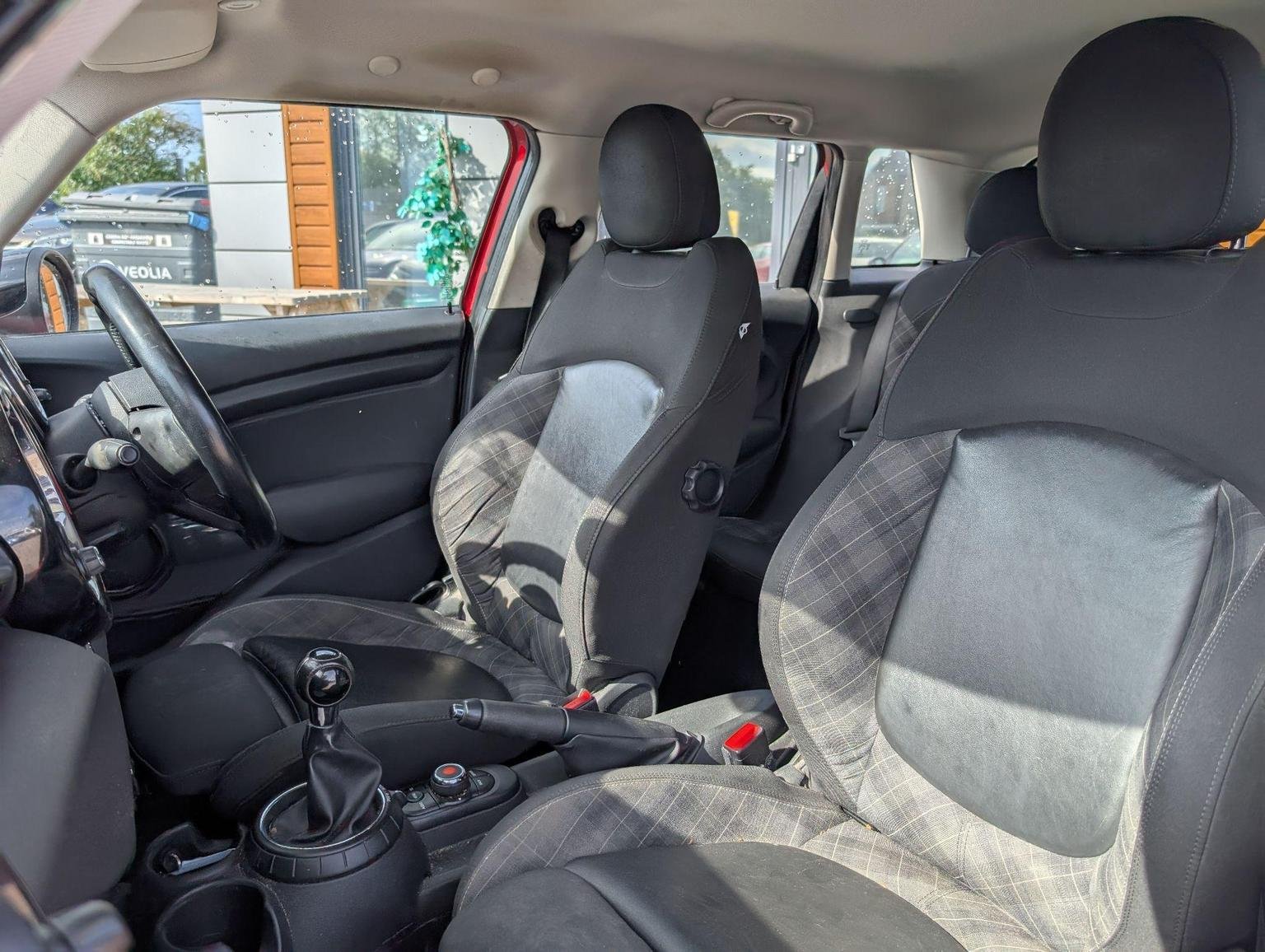 MINI Hatch