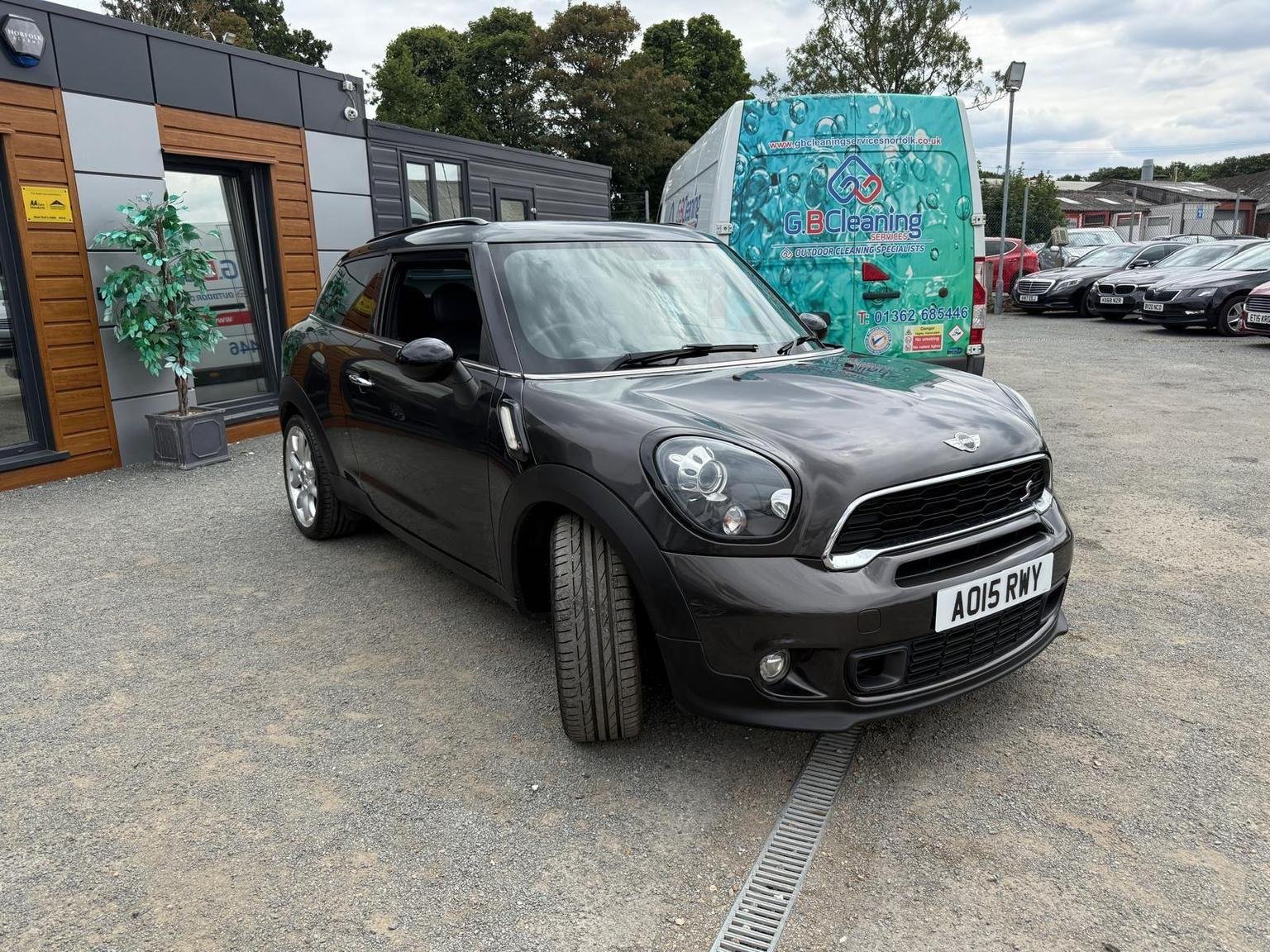 MINI Paceman