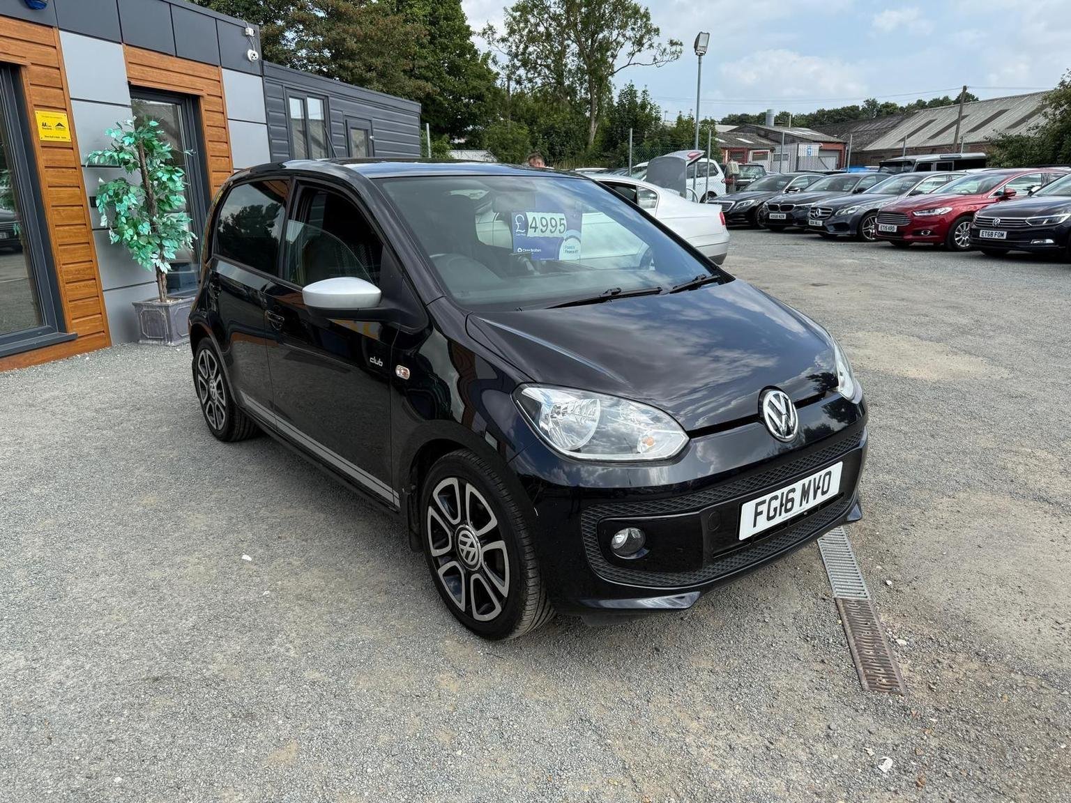 Volkswagen UP