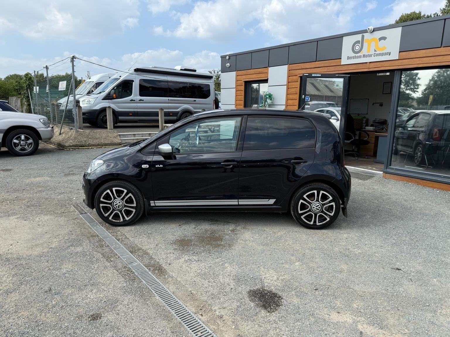 Volkswagen UP