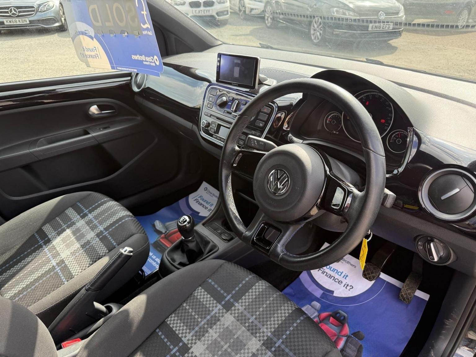 Volkswagen UP