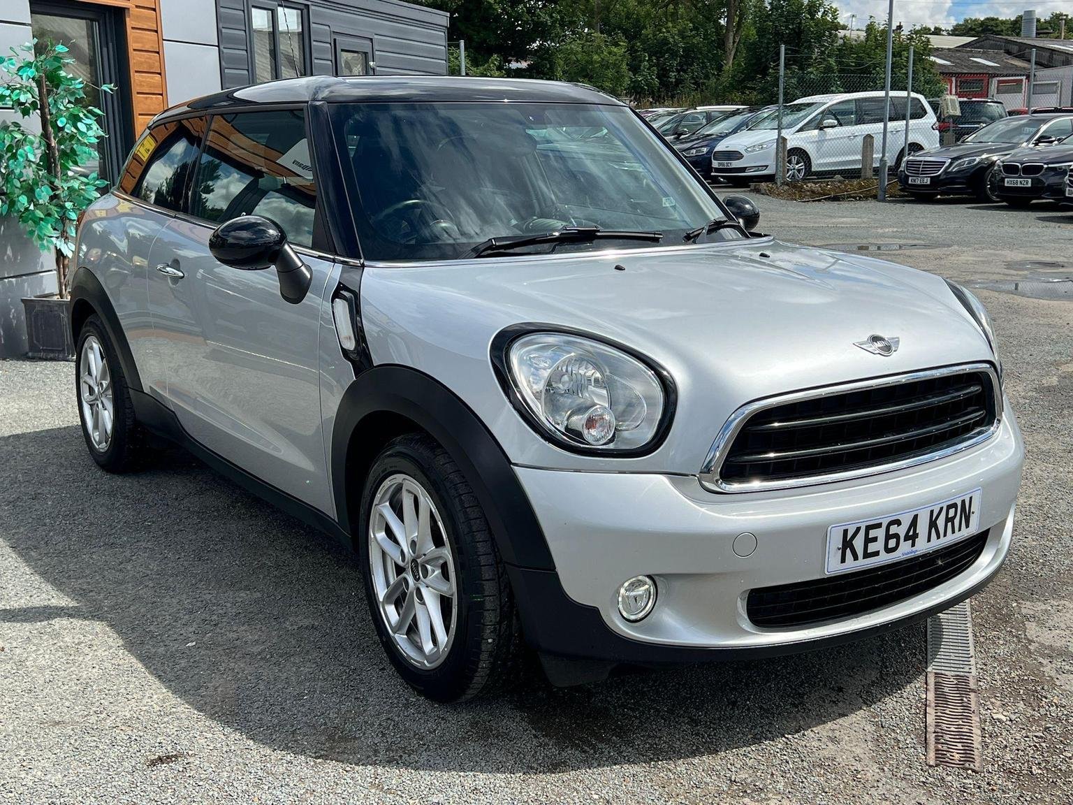 MINI Paceman