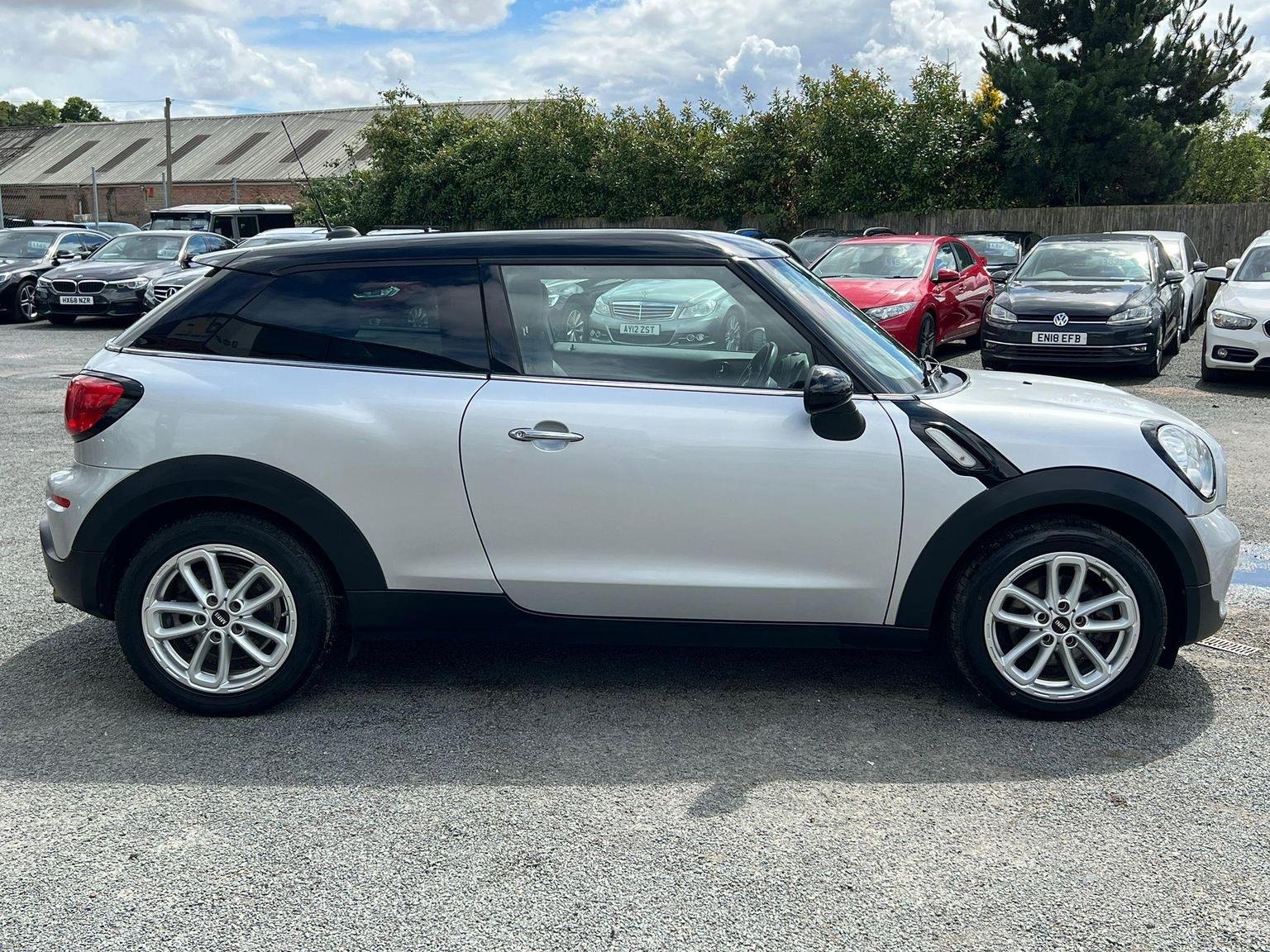 MINI Paceman