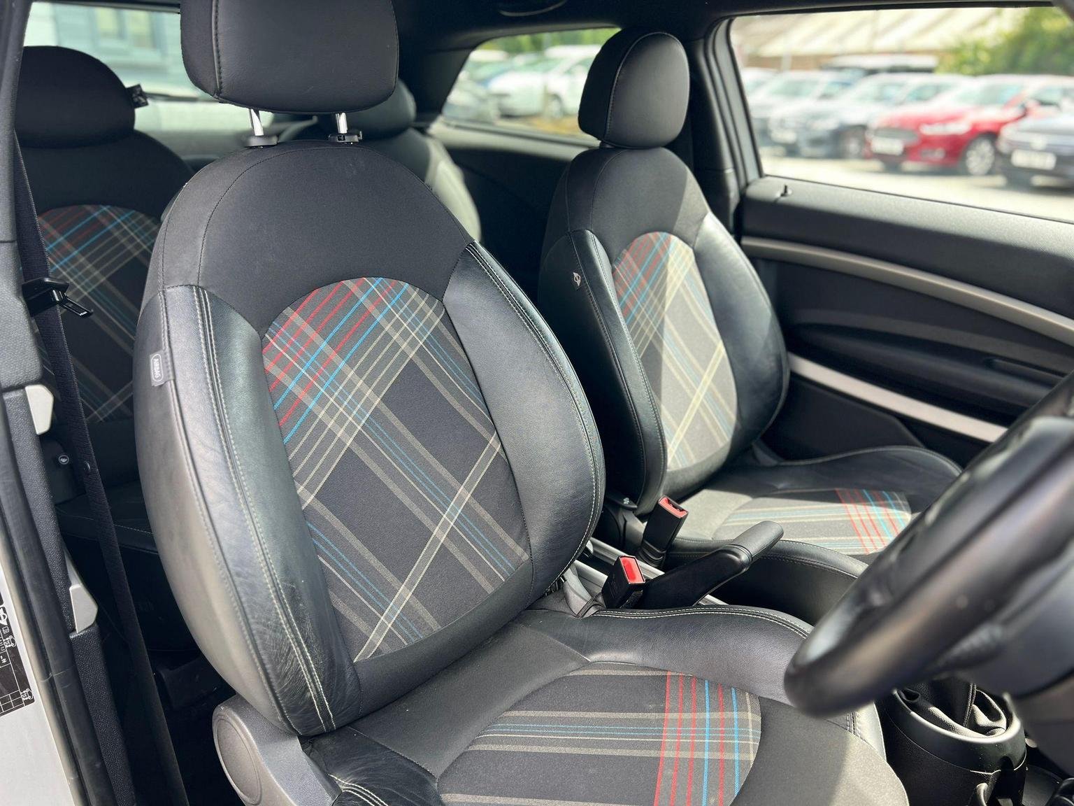 MINI Paceman