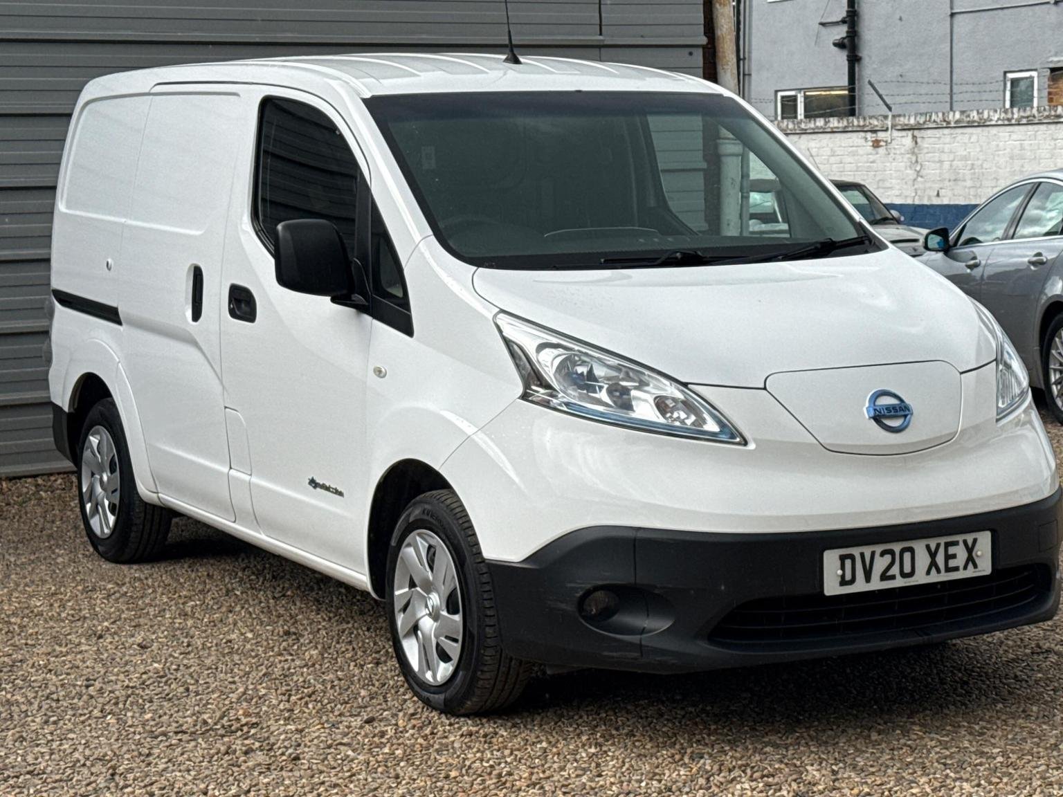 Nissan eNV200