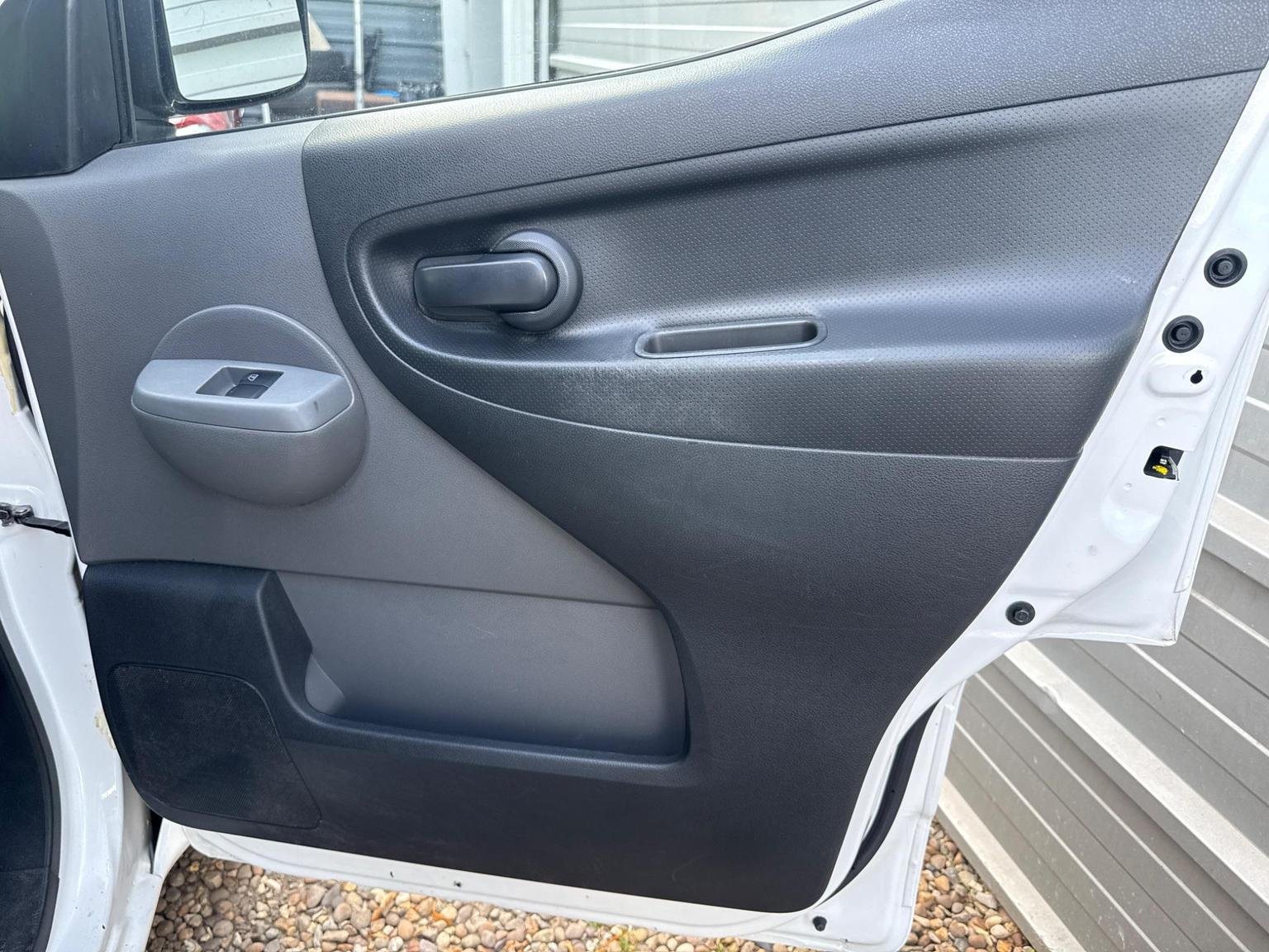 Nissan eNV200
