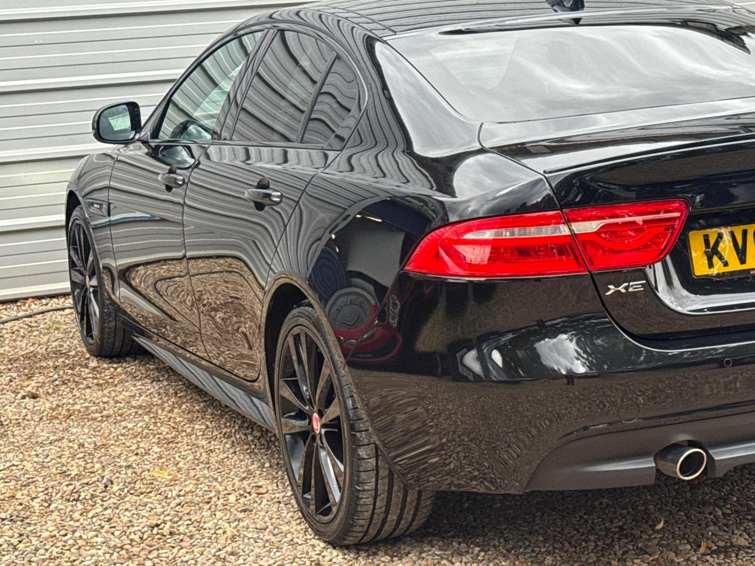 Jaguar XE