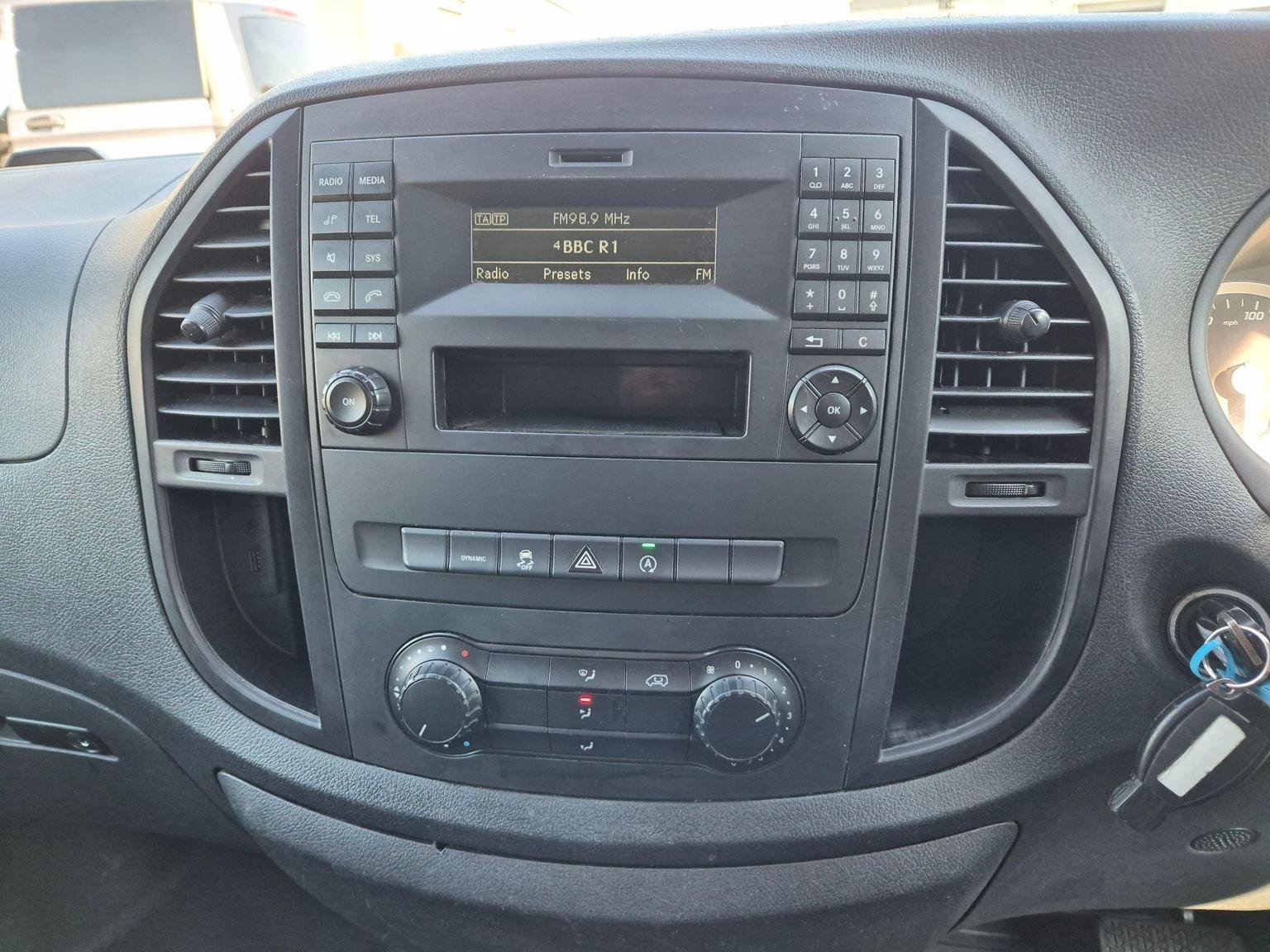 Mercedes Benz Vito