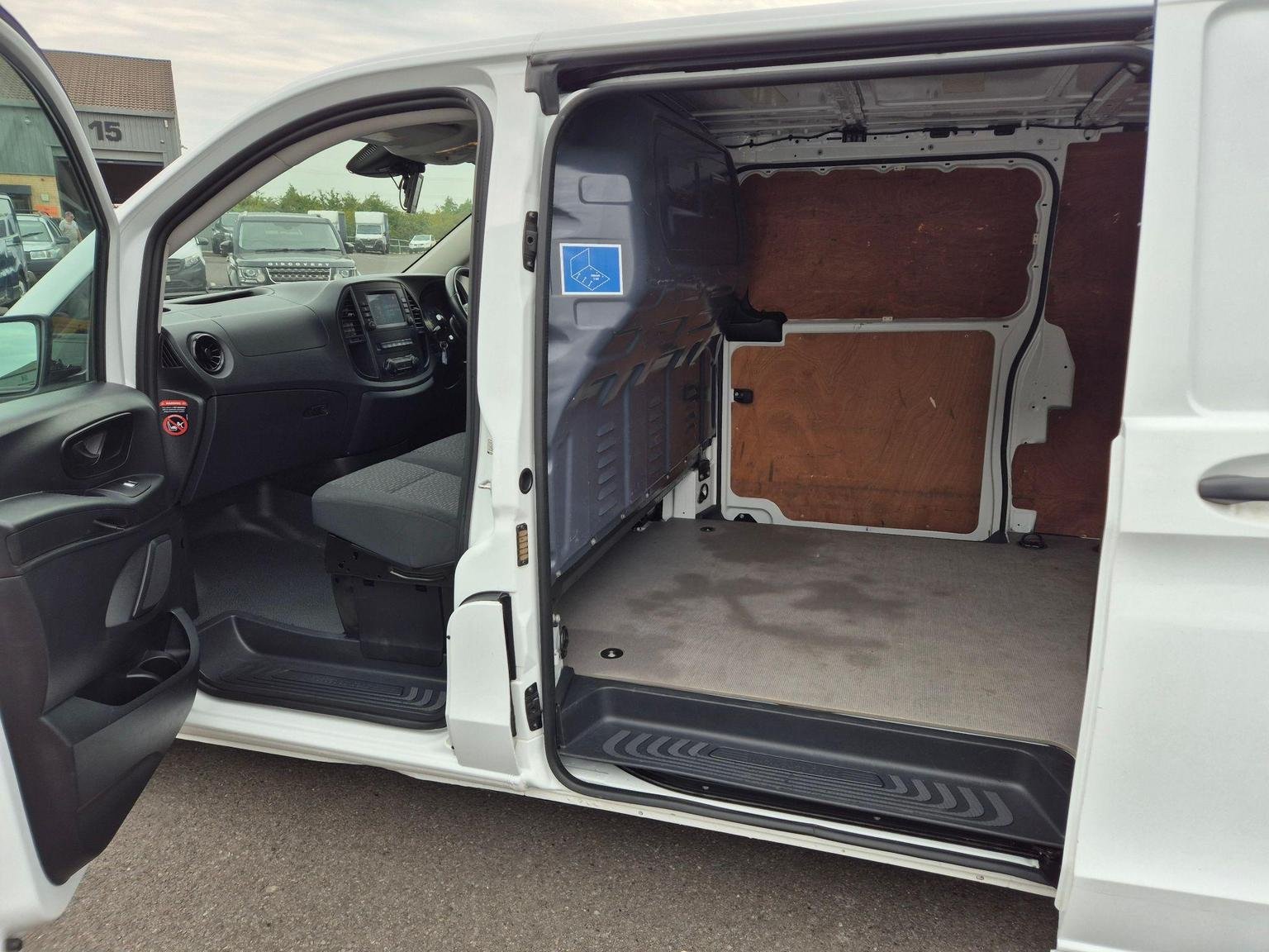 Mercedes Benz Vito