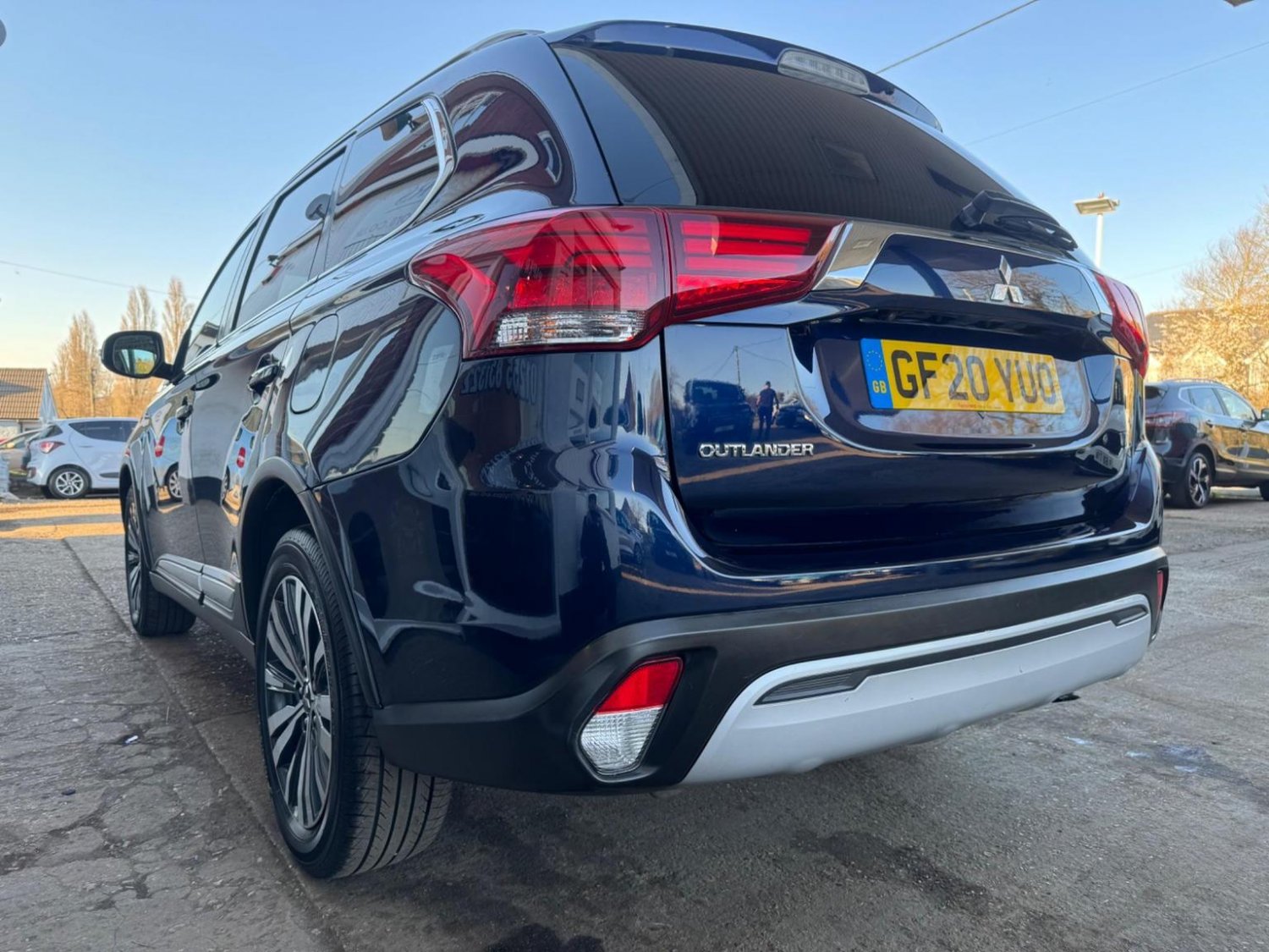 Mitsubishi Outlander
