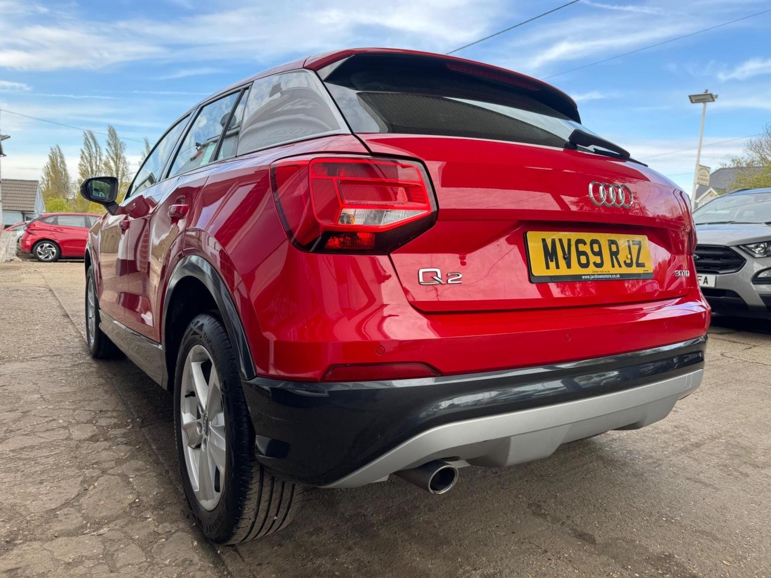 Audi Q2