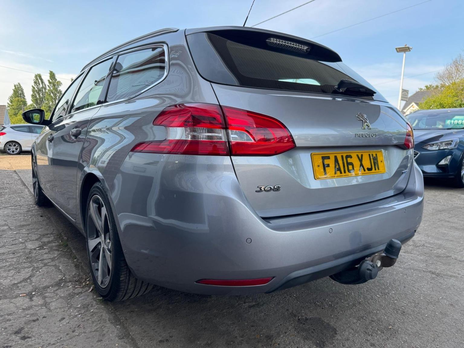 Peugeot 308