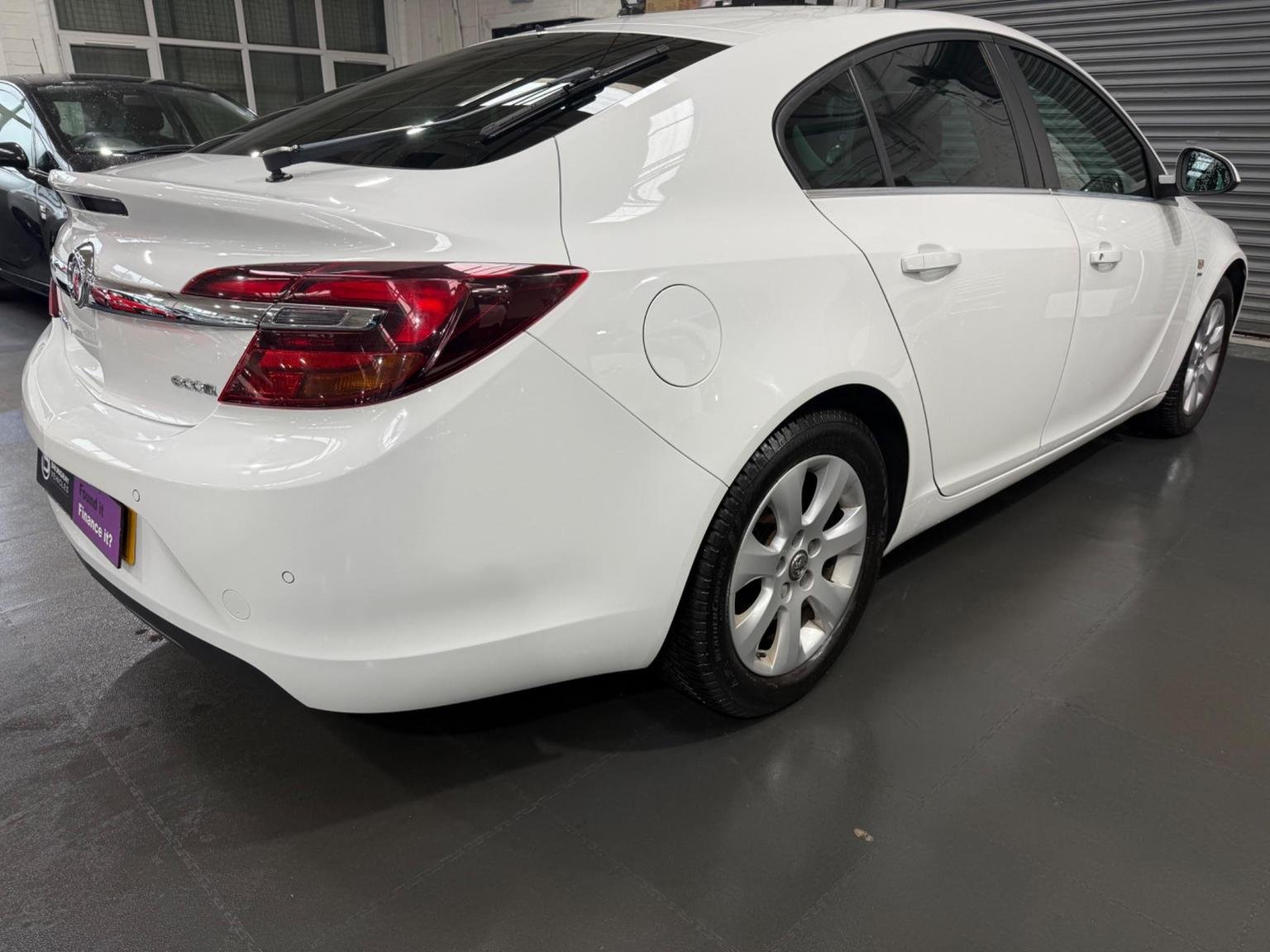 Vauxhall Insignia