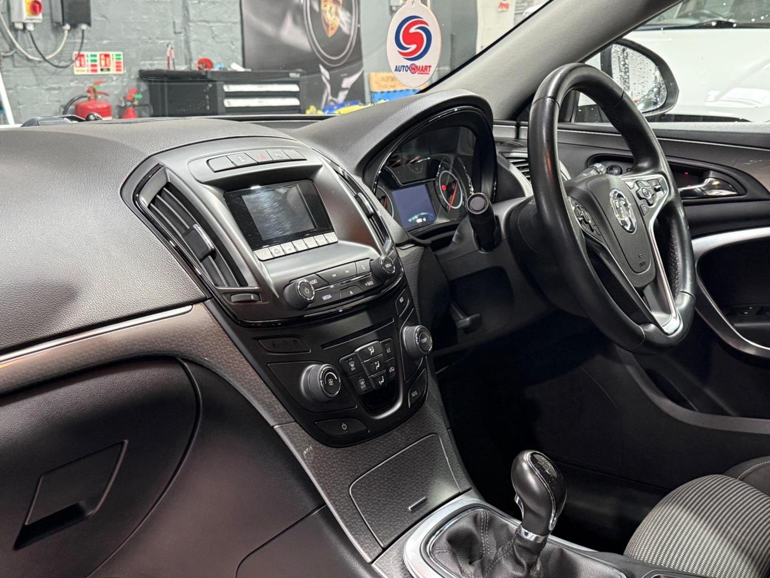 Vauxhall Insignia
