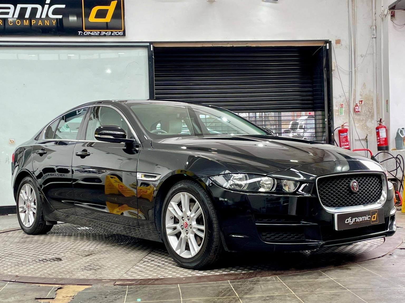 Jaguar XE
