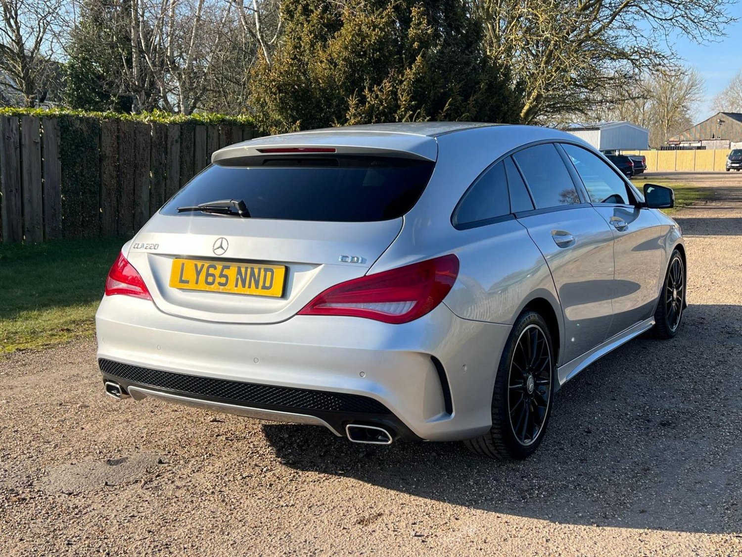 Mercedes Benz CLA