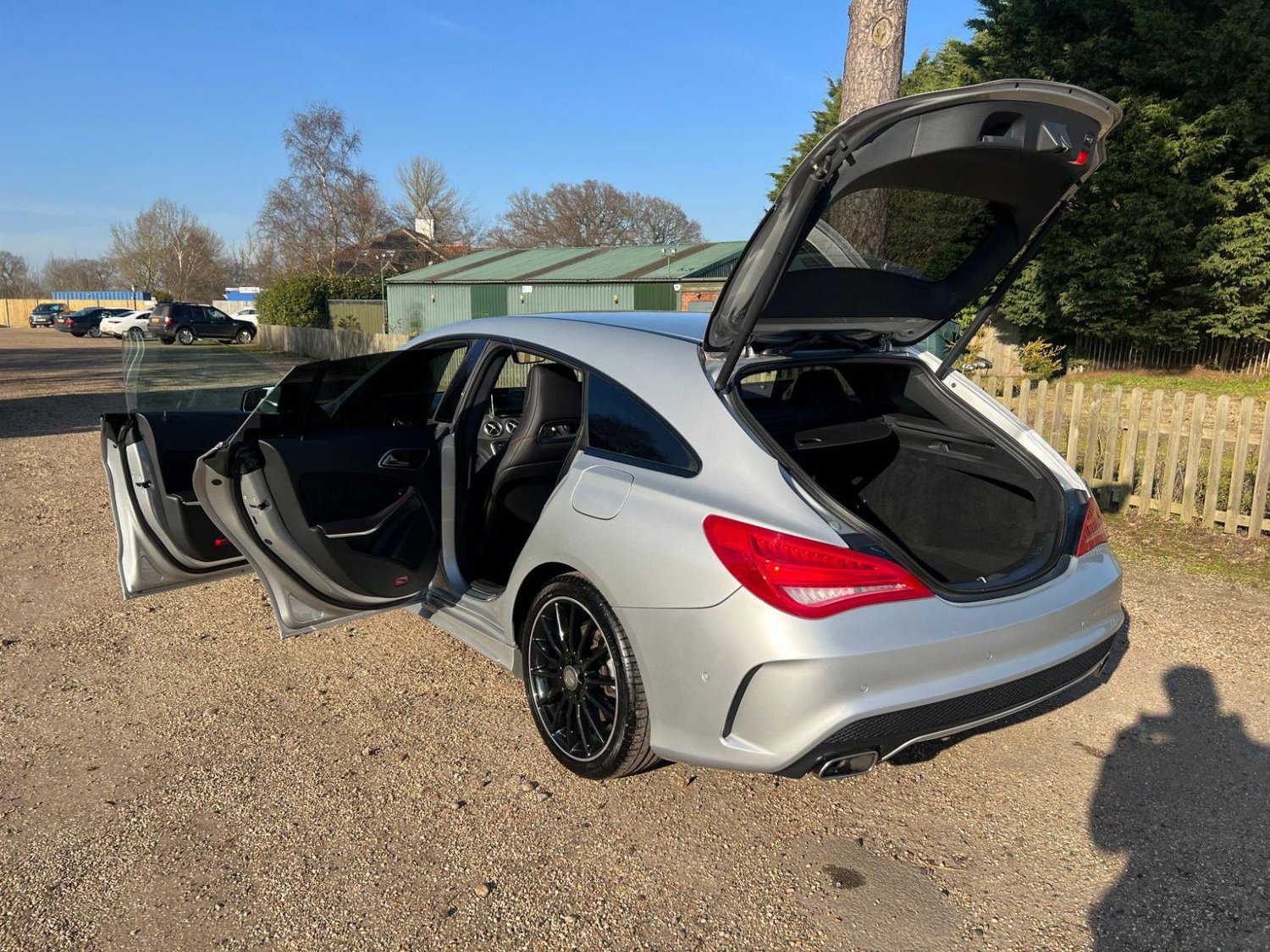 Mercedes Benz CLA
