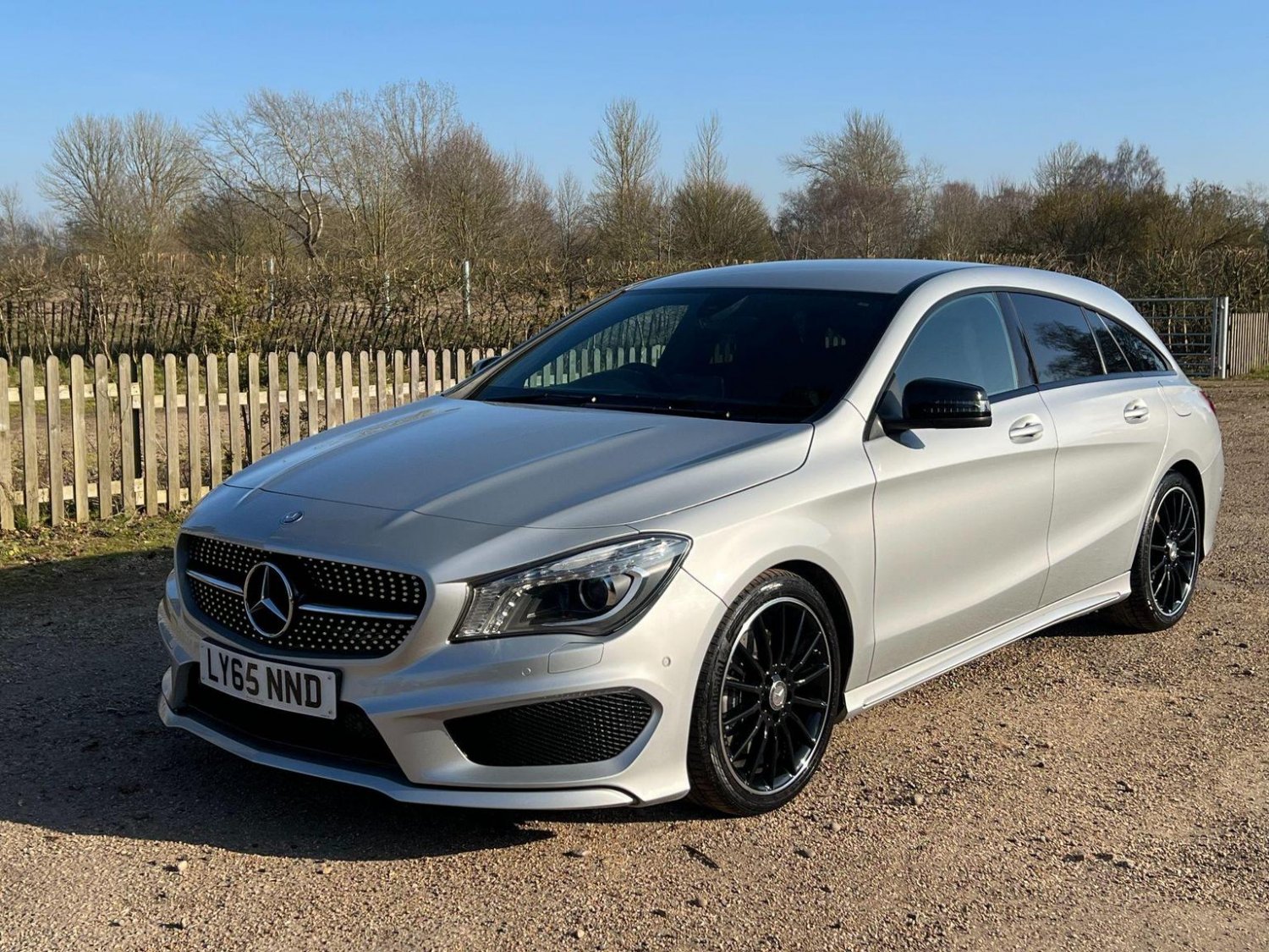 Mercedes Benz CLA