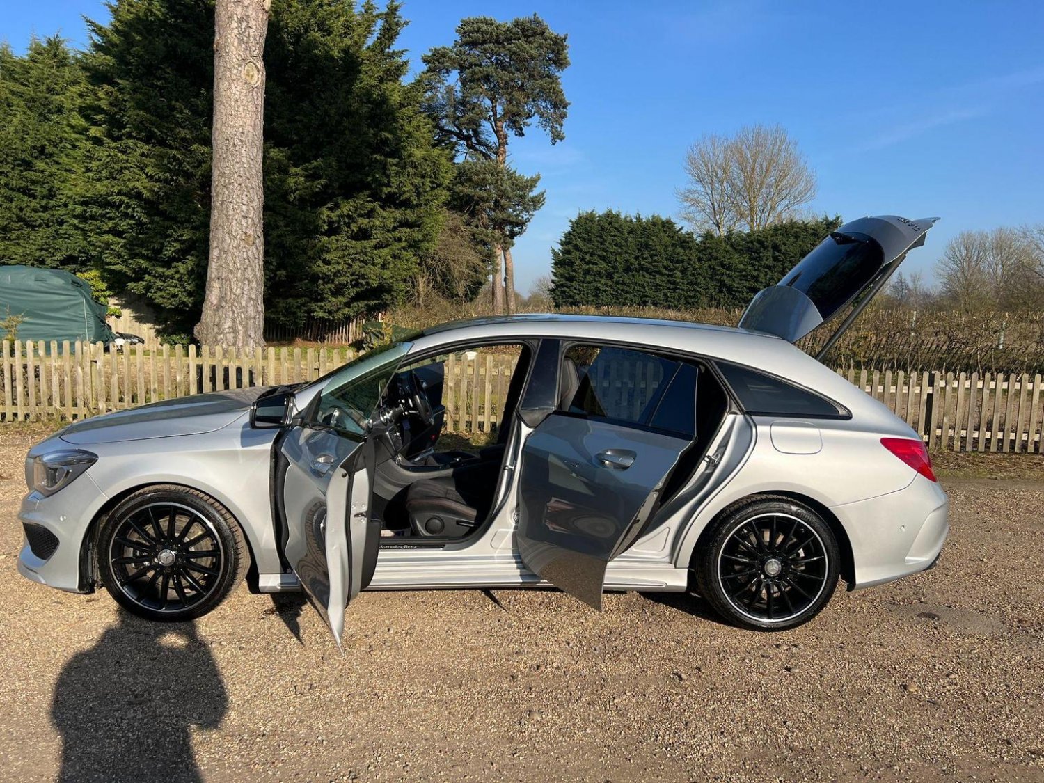 Mercedes Benz CLA