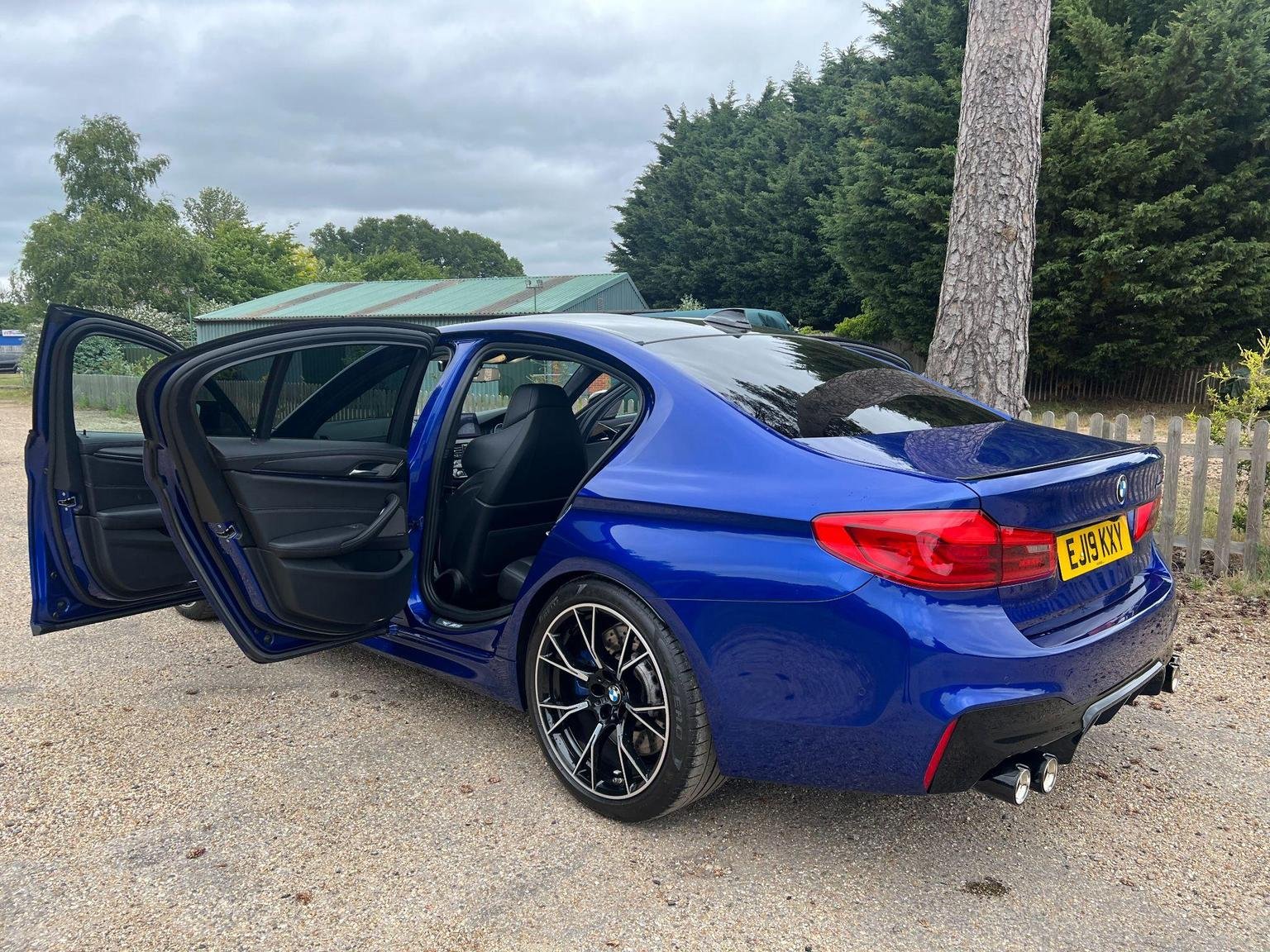 BMW M5