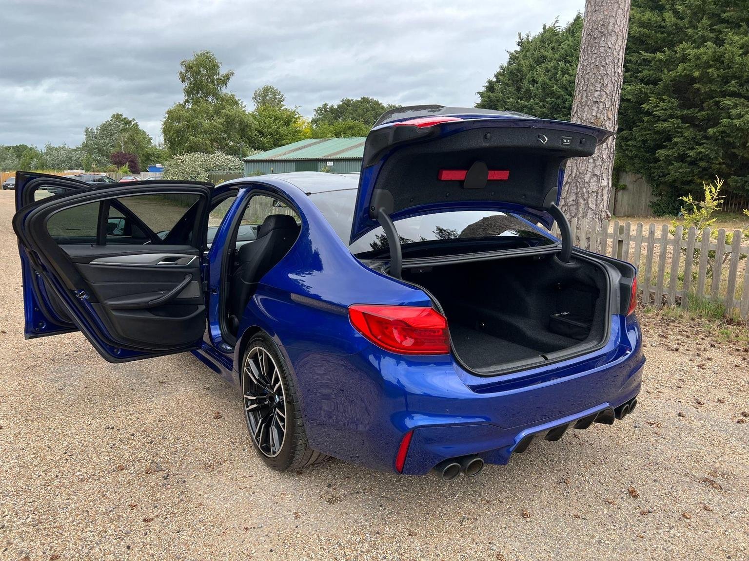 BMW M5