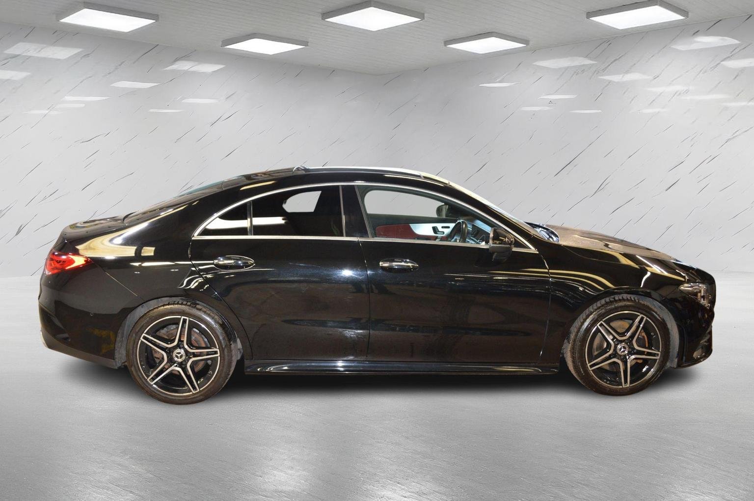 Mercedes Benz CLA