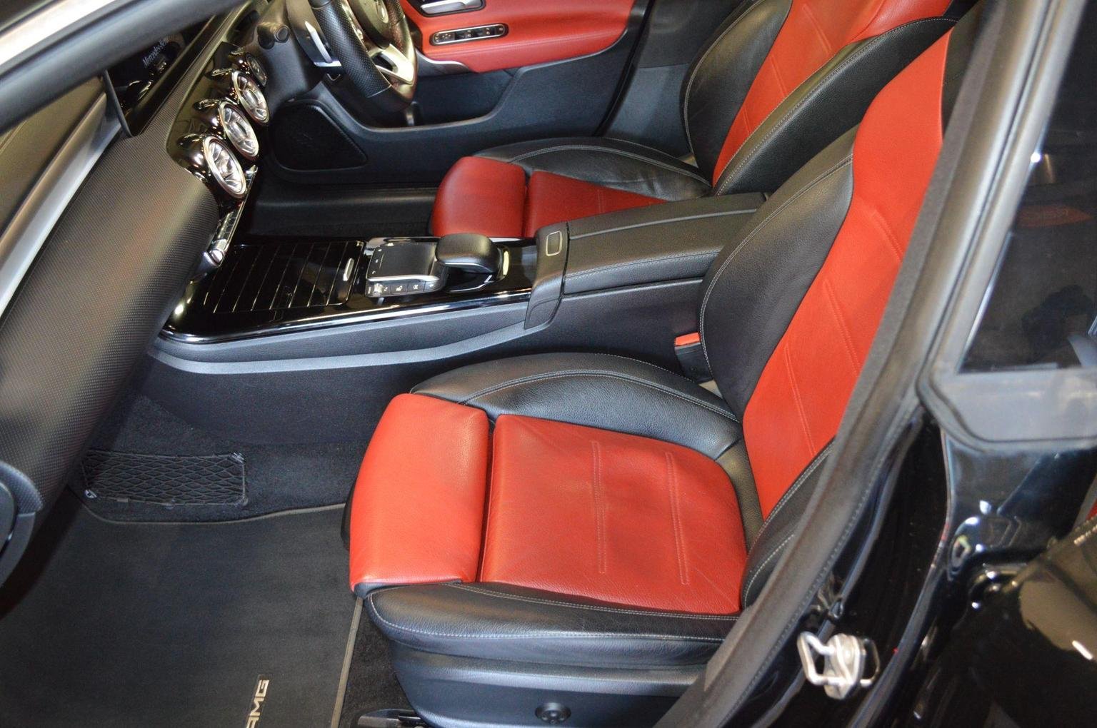 Mercedes Benz CLA