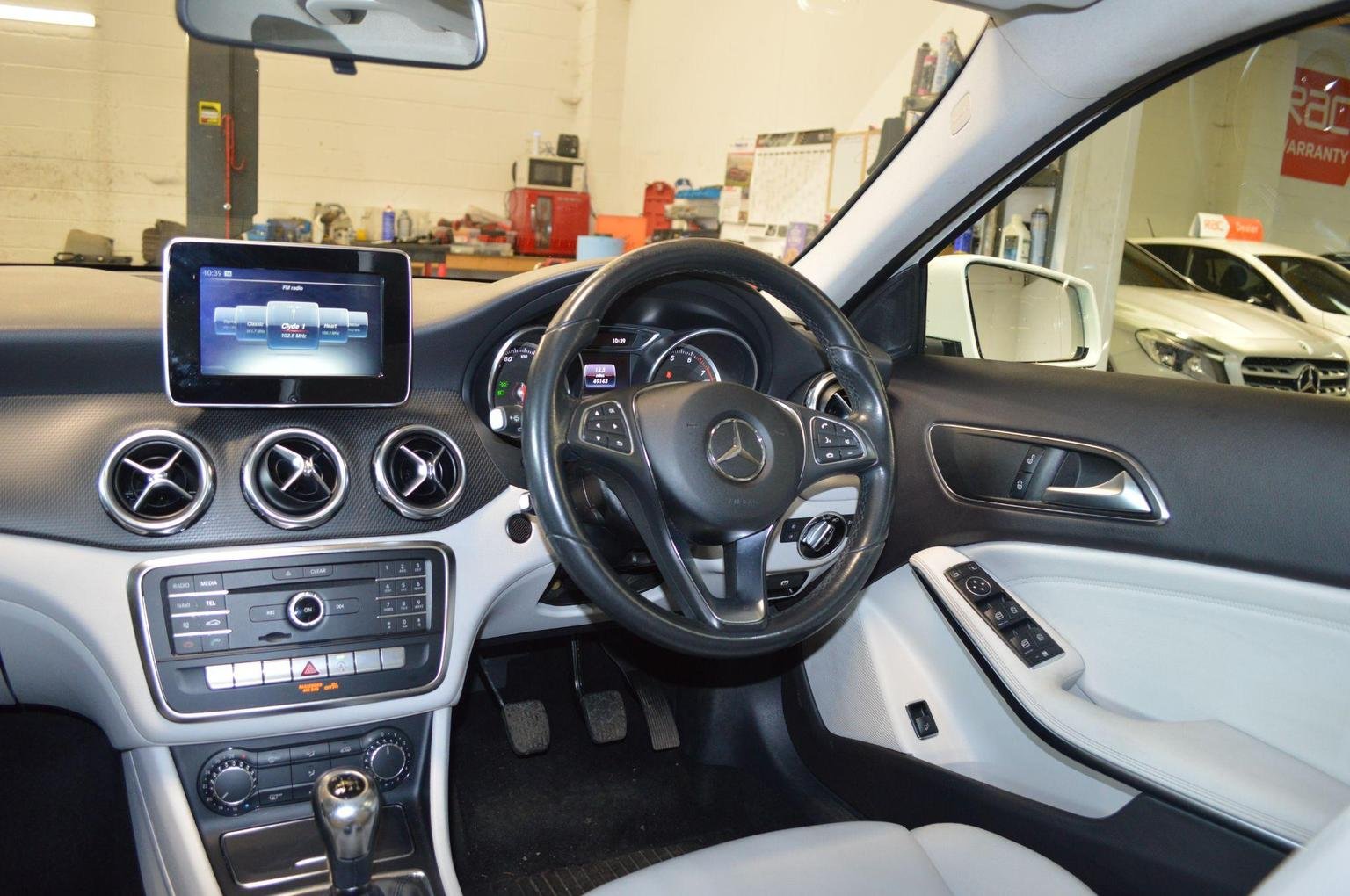 Mercedes Benz GLA Class