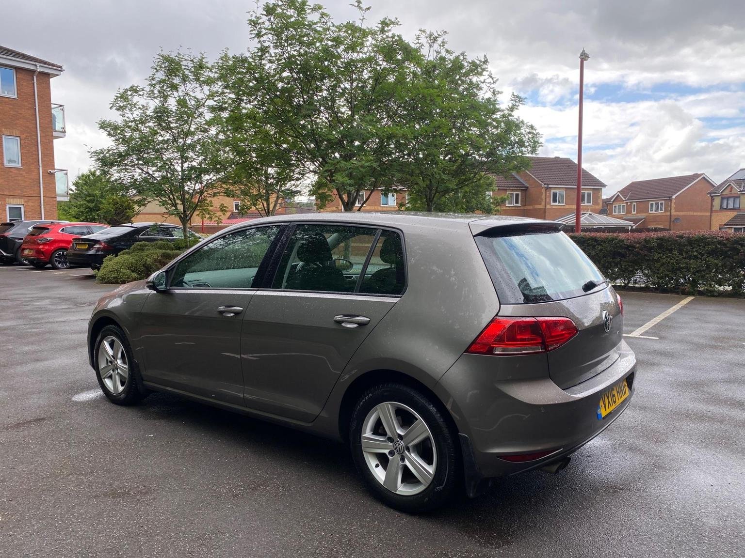 Volkswagen Golf