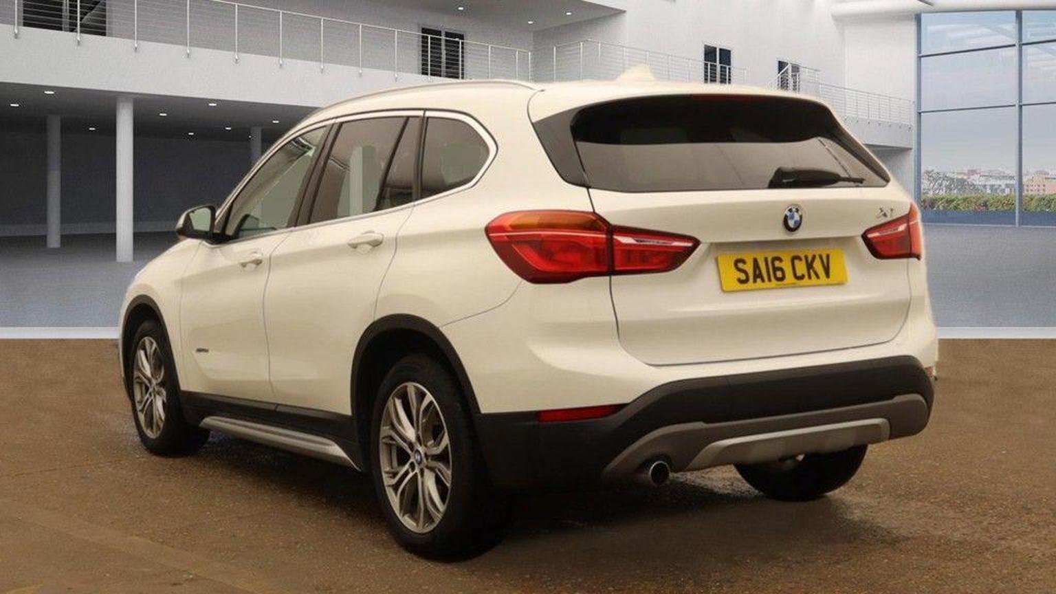 BMW X1