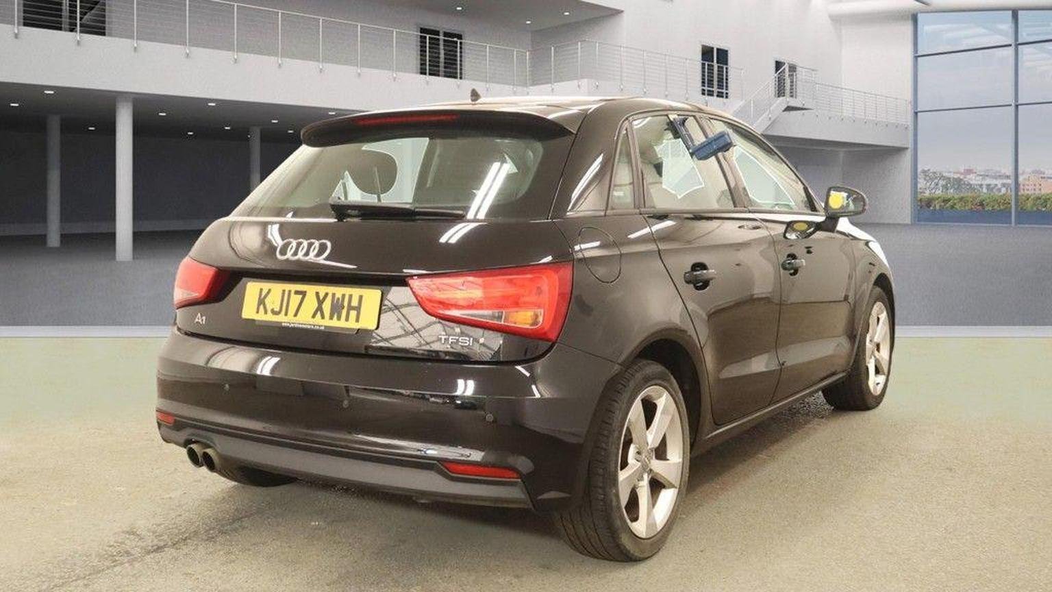Audi A1