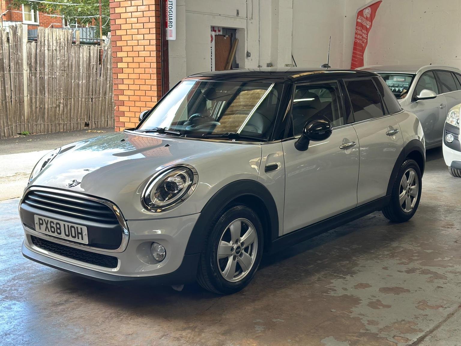 MINI Hatch