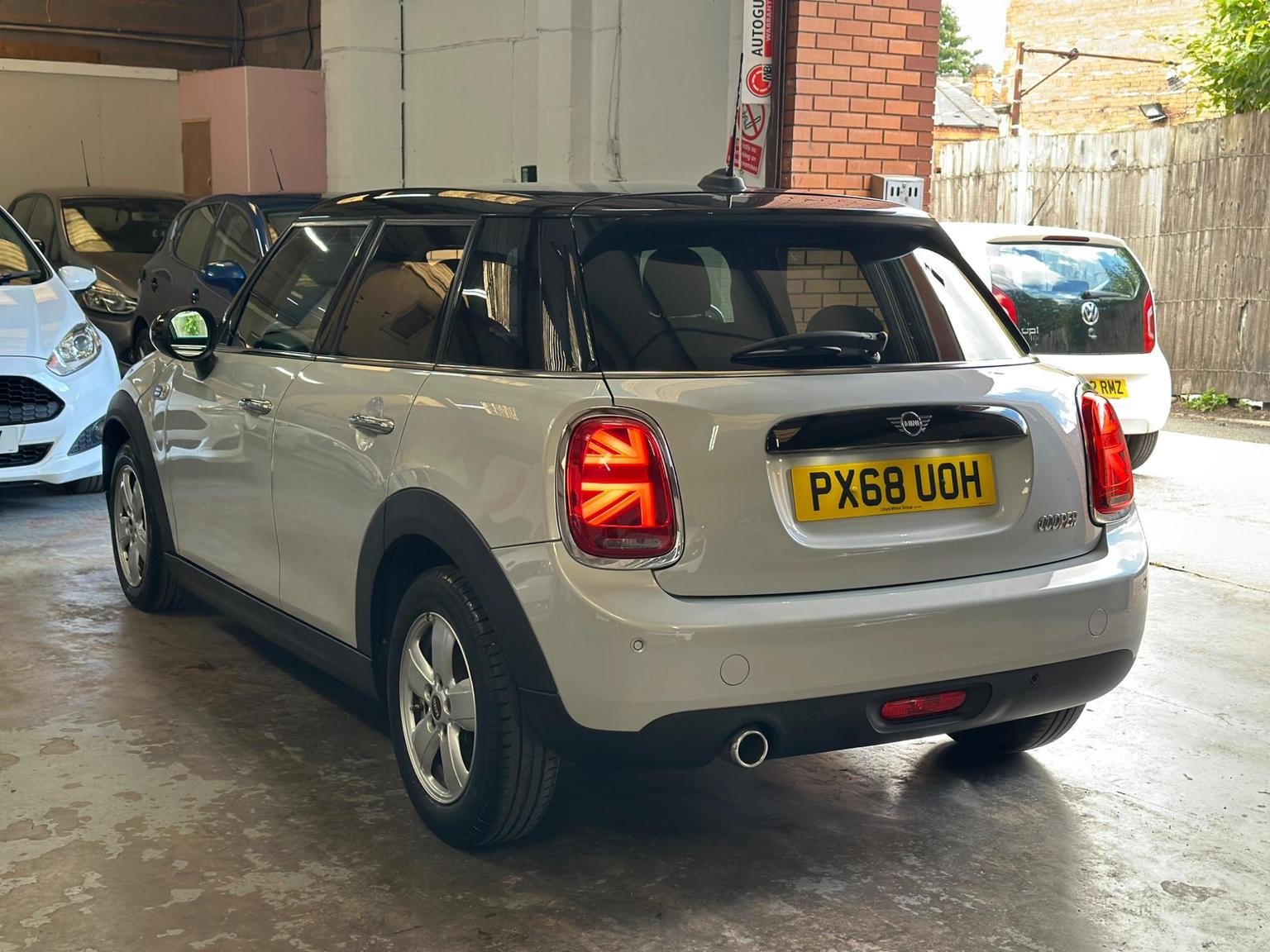 MINI Hatch