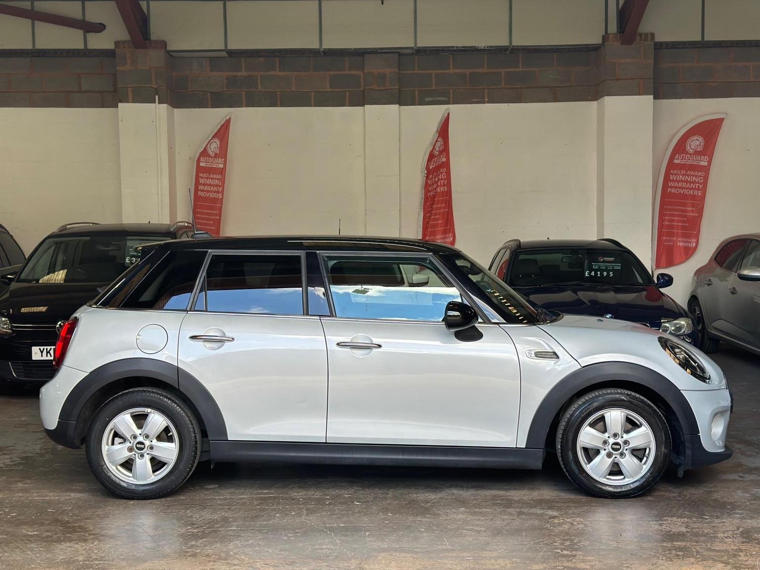 MINI Hatch