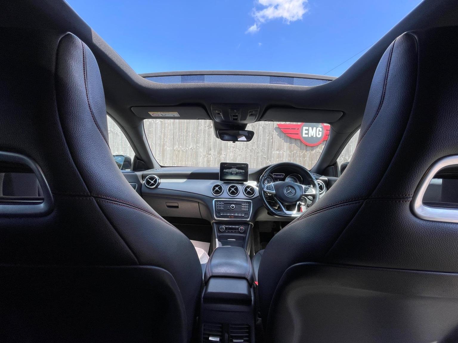 Mercedes Benz CLA