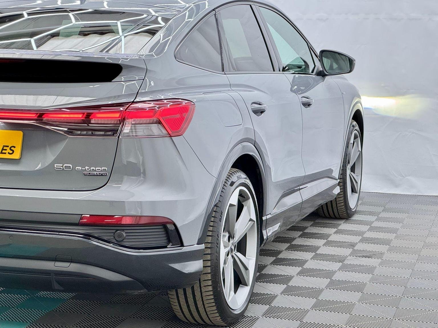 Audi E Tron